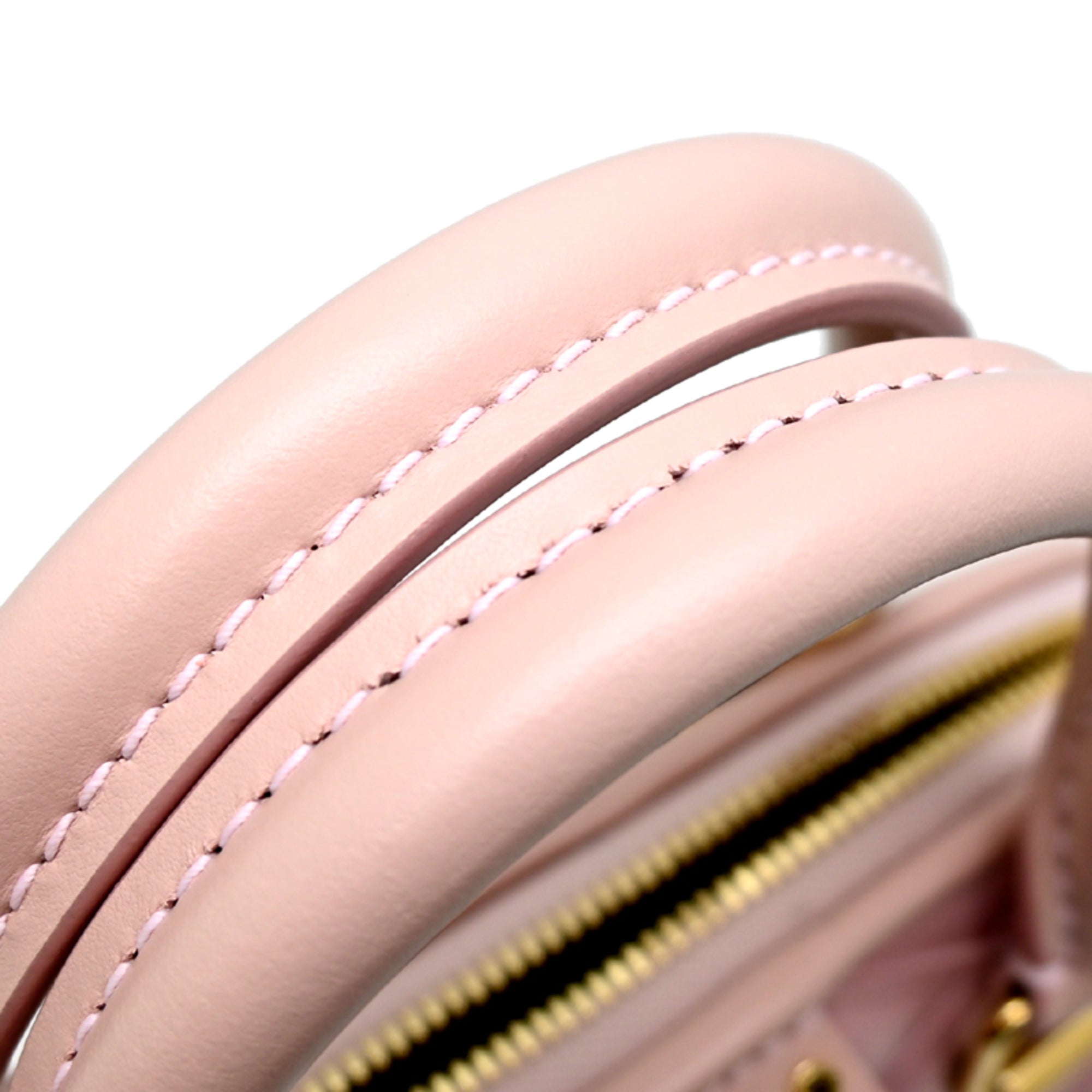 Louis Vuitton Pink Leather Shoulder Bag (Pre-Owned)