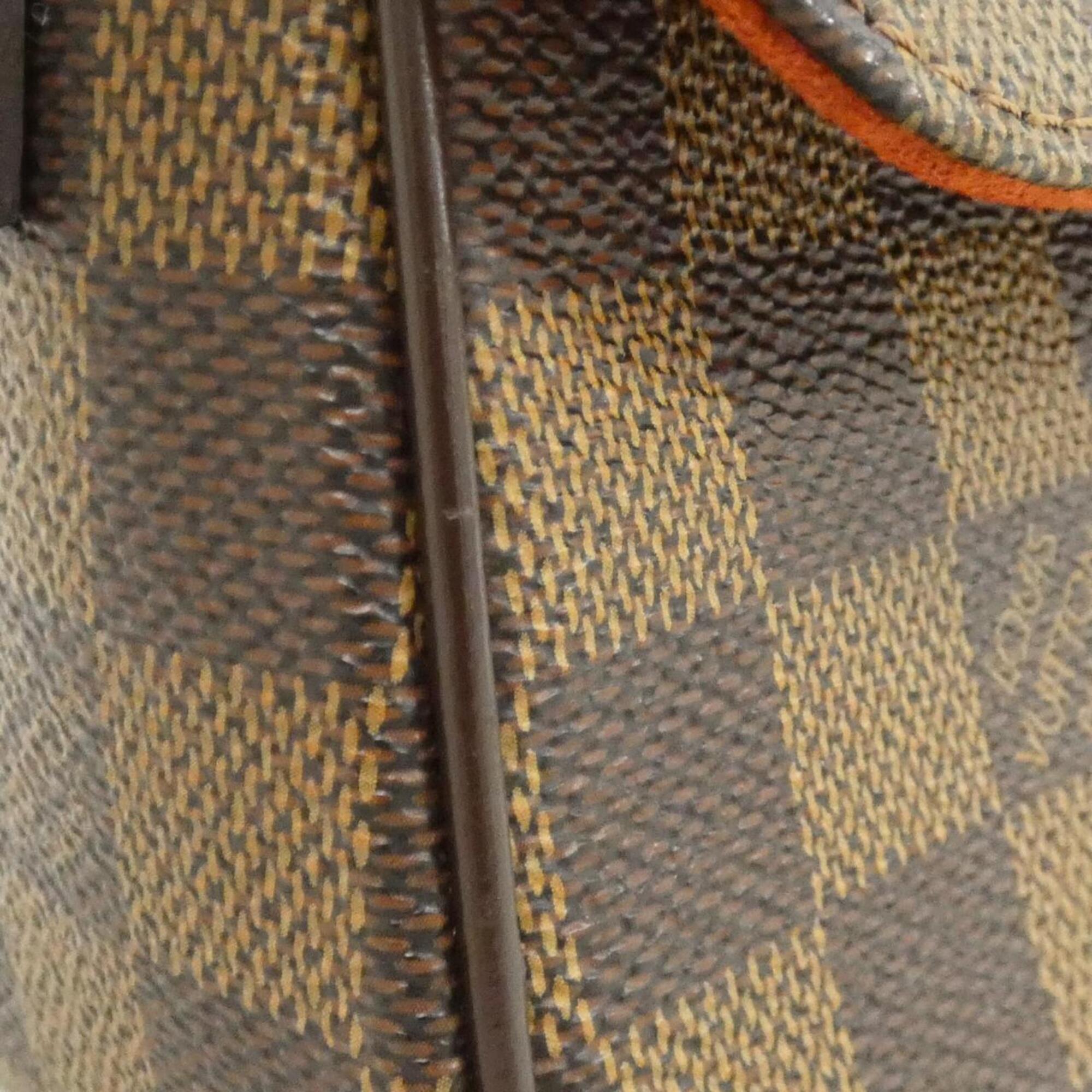 Louis Vuitton Brown Coated Canvas Shoulder Bag (Pre-Owned)