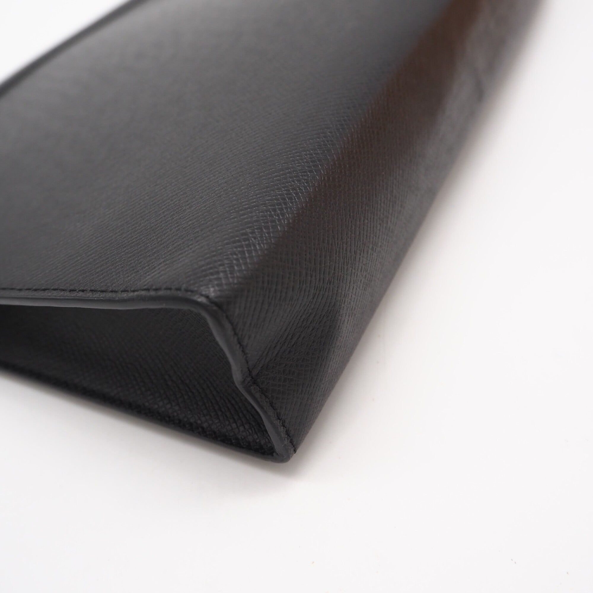 Louis Vuitton Black Leather Clutch Bag (Pre-Owned)