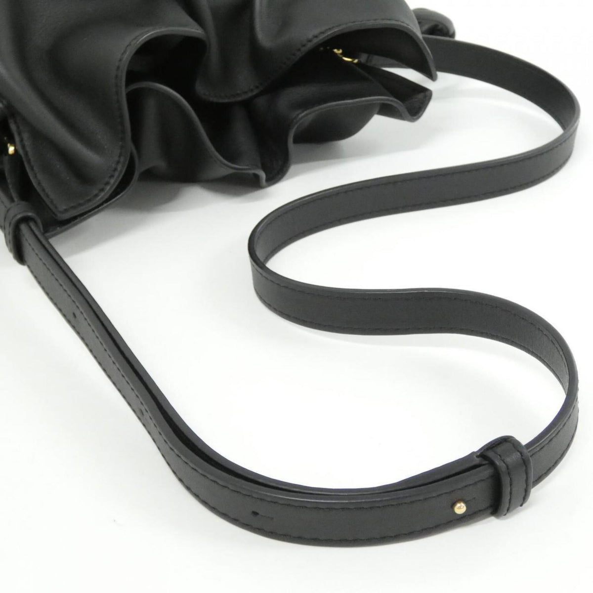 Loewe Black Leather Handbag (Pre-Owned)