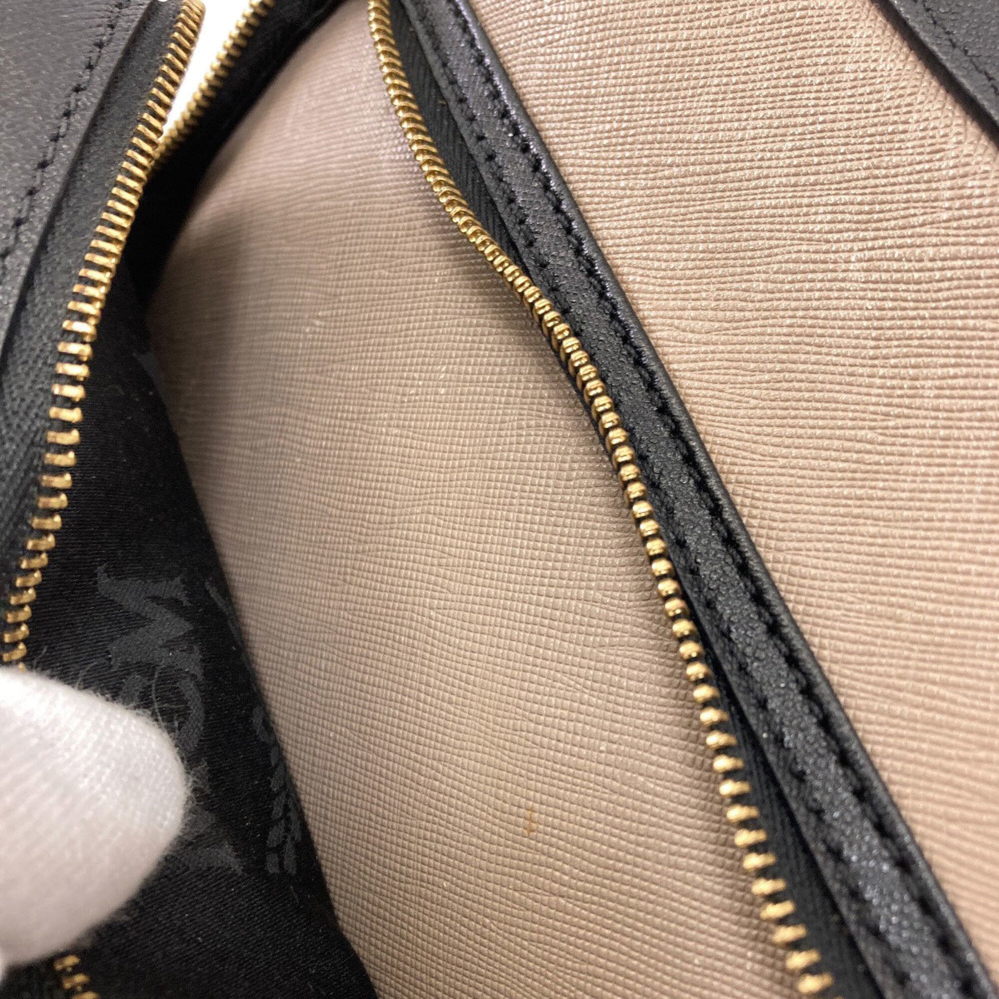 Mcm Black Brown White Pvc Handbag (Pre-Owned)