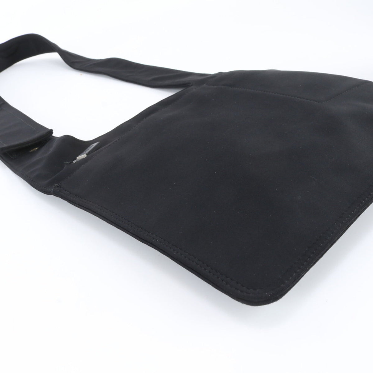 Miu Miu Black Nylon Messenger Bag Shoulder Bag (Pre-Owned)