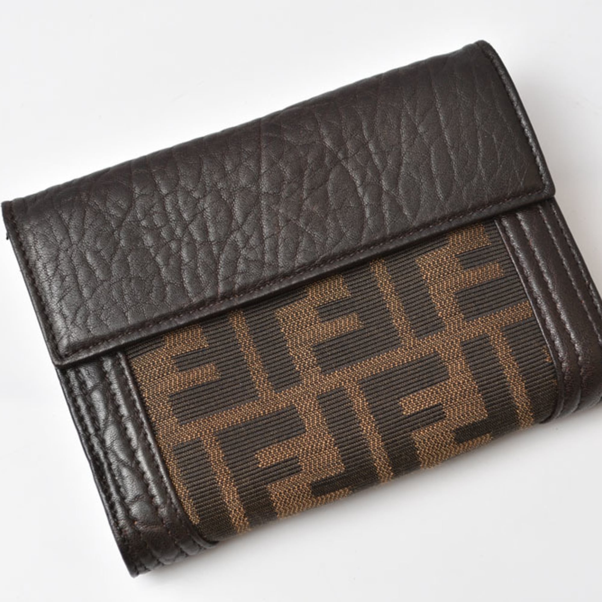 Fendi Brown Leather Wallet (Bi-Fold) (Pre-Owned)