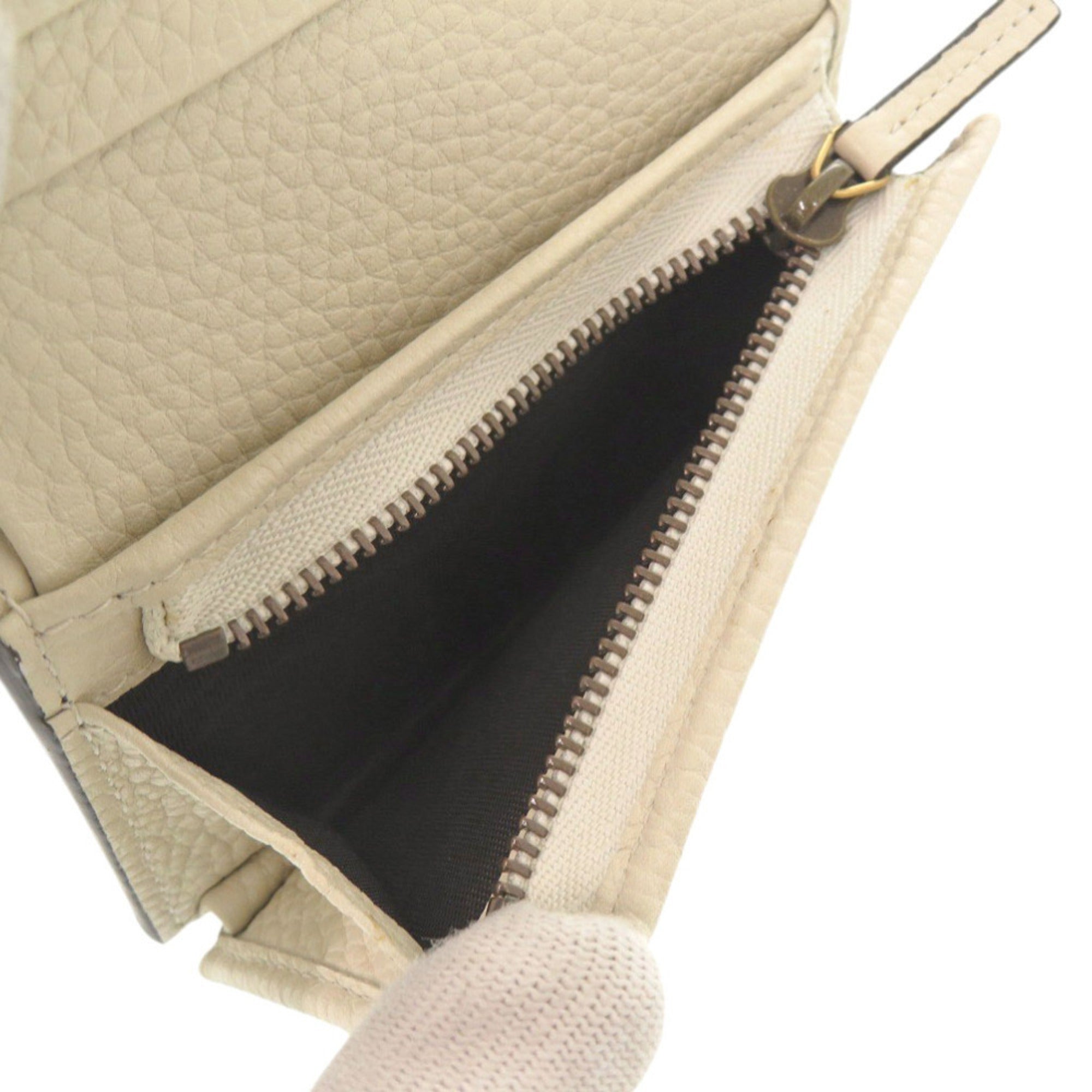 Gucci Ivory Leather Wallet (Bi-Fold) (Pre-Owned)