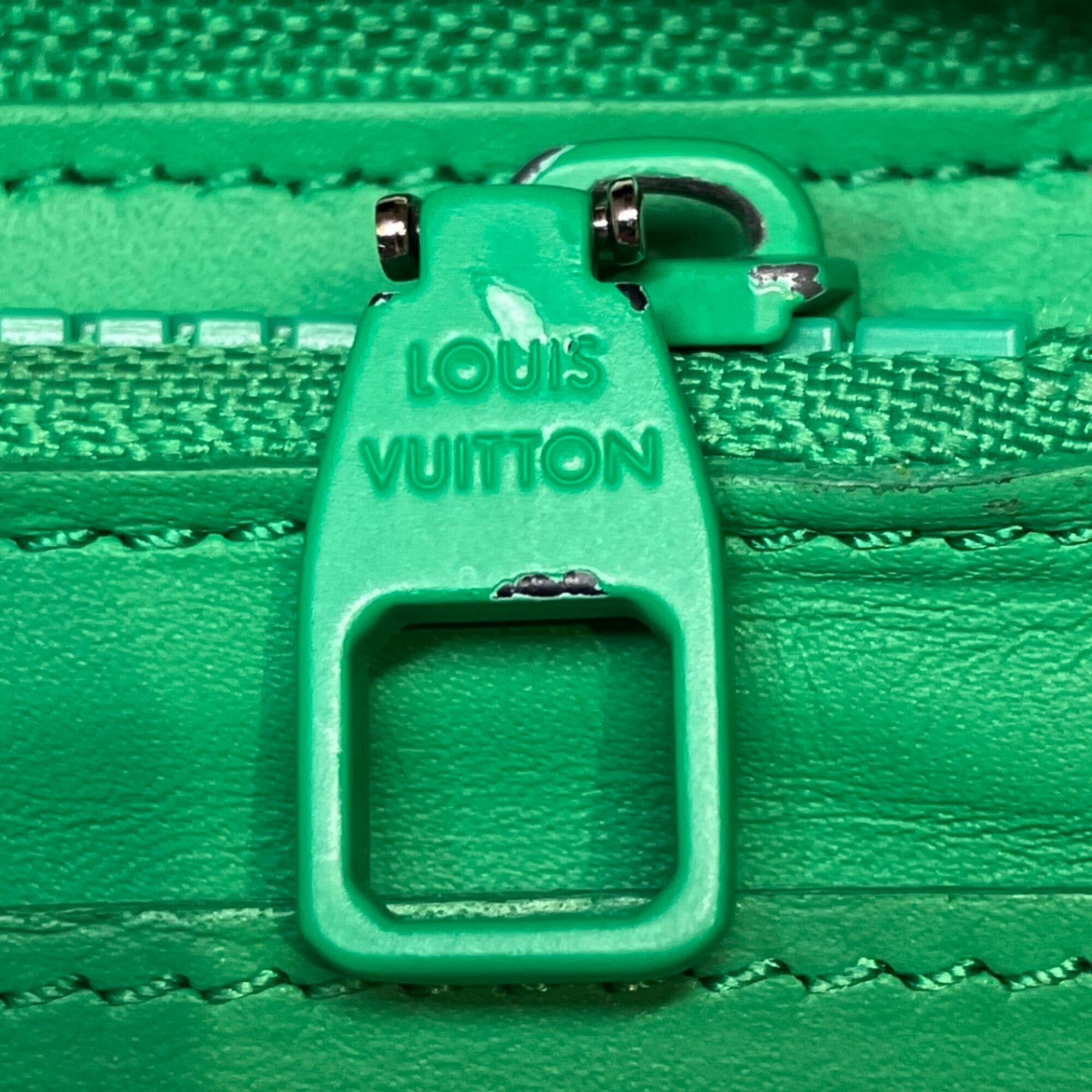 Louis Vuitton Green Cuir Ombre Leather Long Wallet (Bi-Fold) (Pre-Owned)