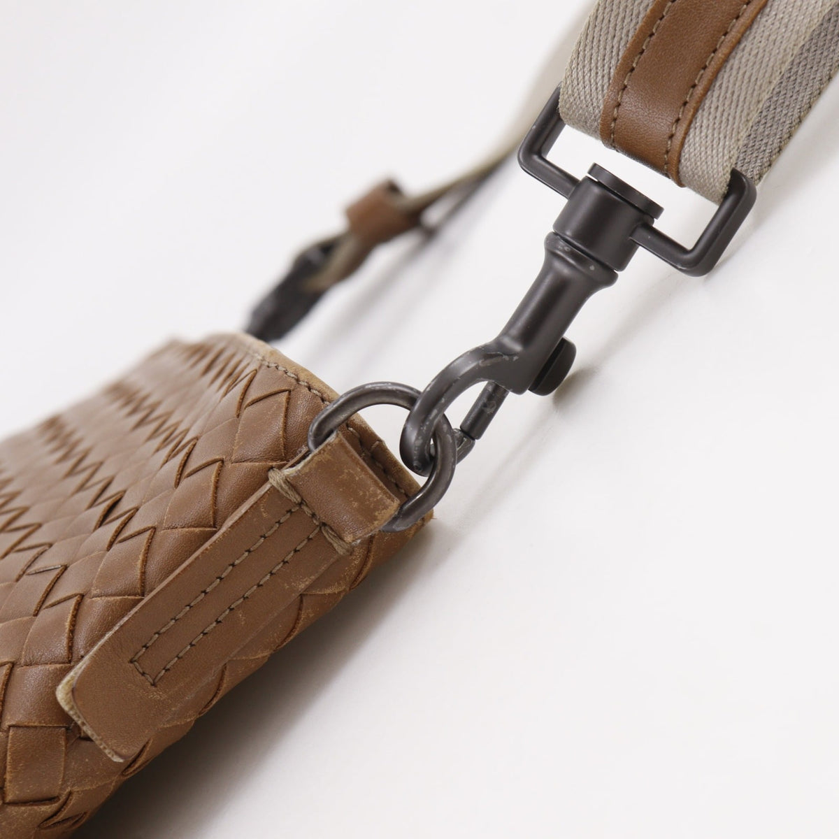 Bottega Veneta Intrecciato Brown Leather Shoulder Bag (Pre-Owned)