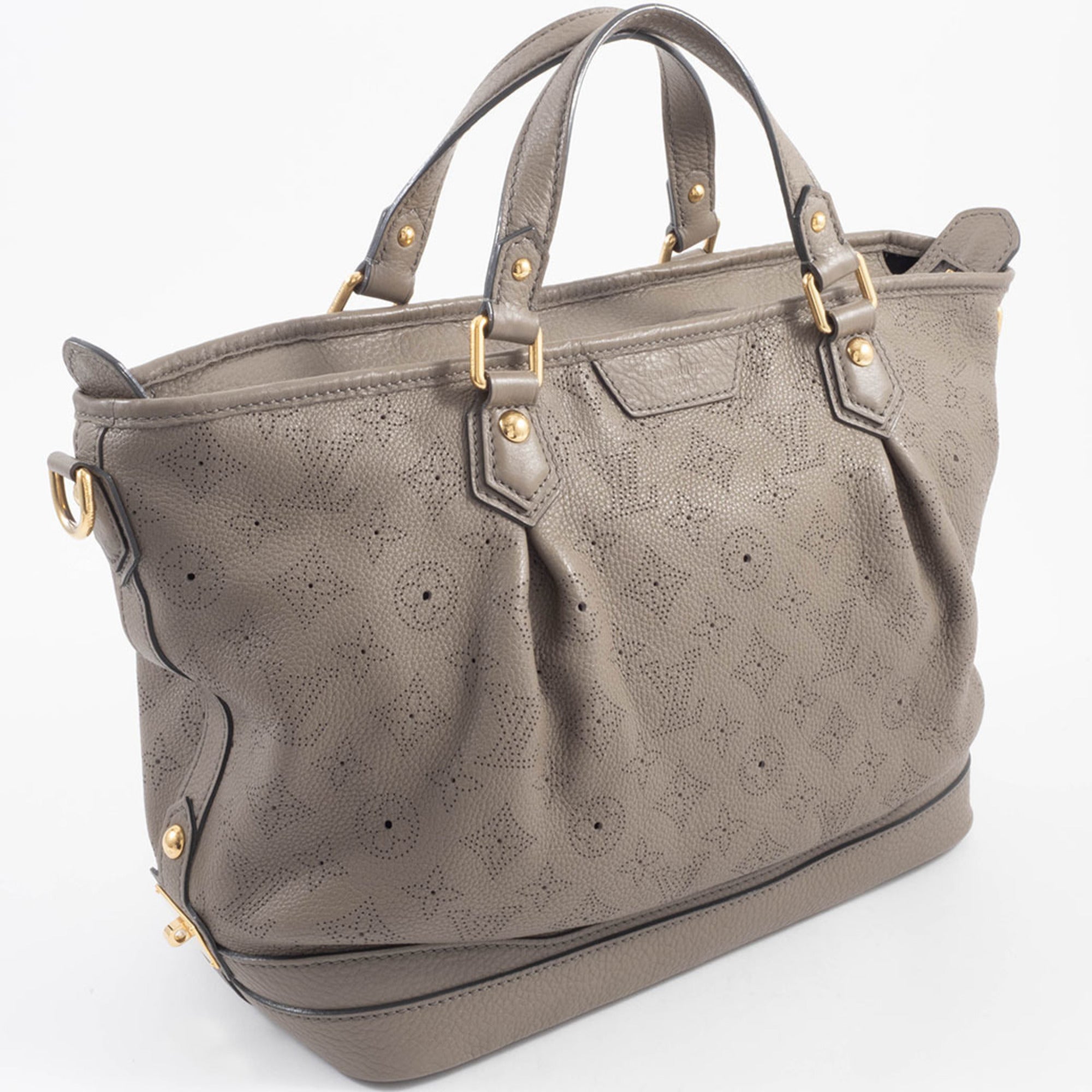 Louis Vuitton Mahina Beige Mahina Leather Shoulder Bag (Pre-Owned)