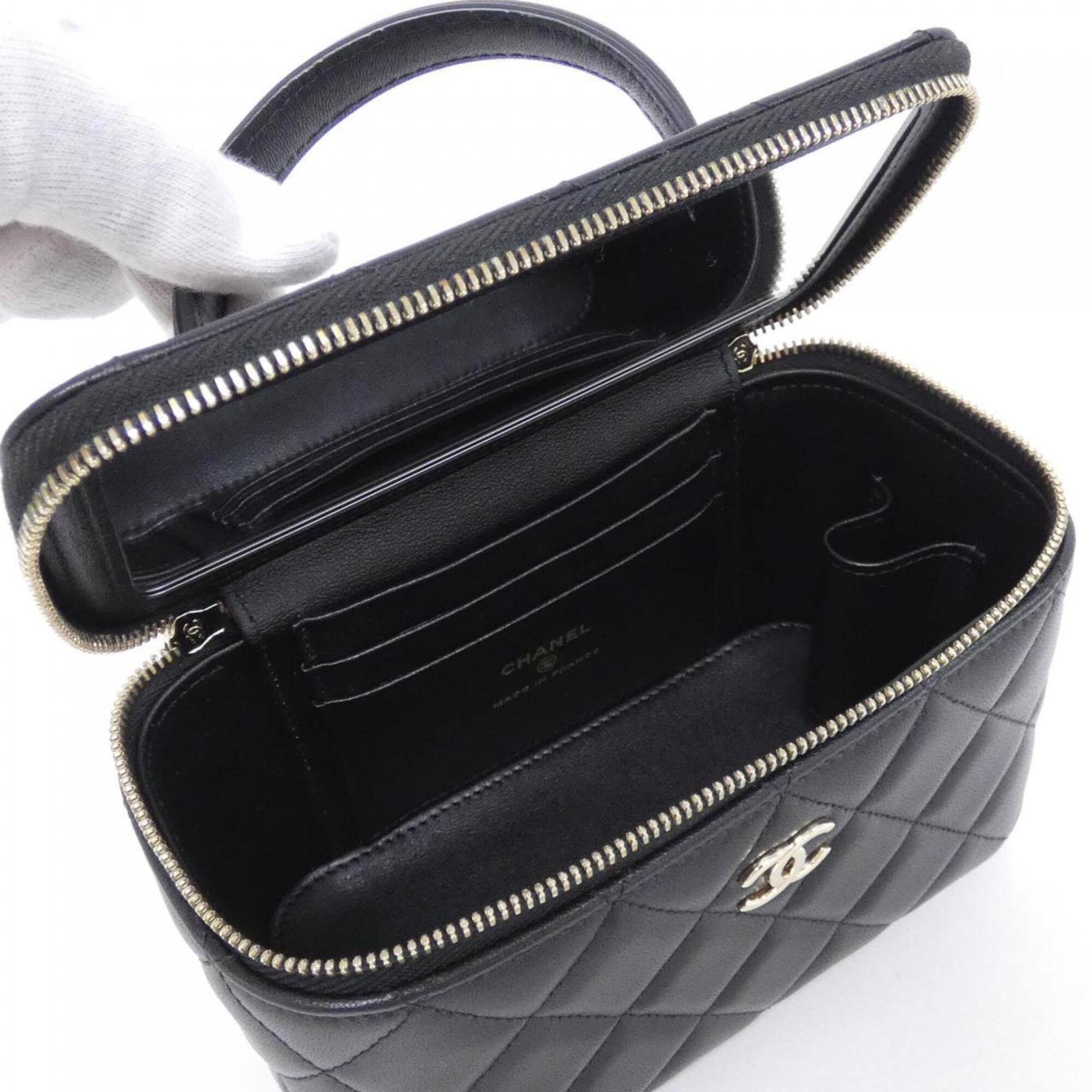 Chanel Black Leather Handbag (Pre-Owned)