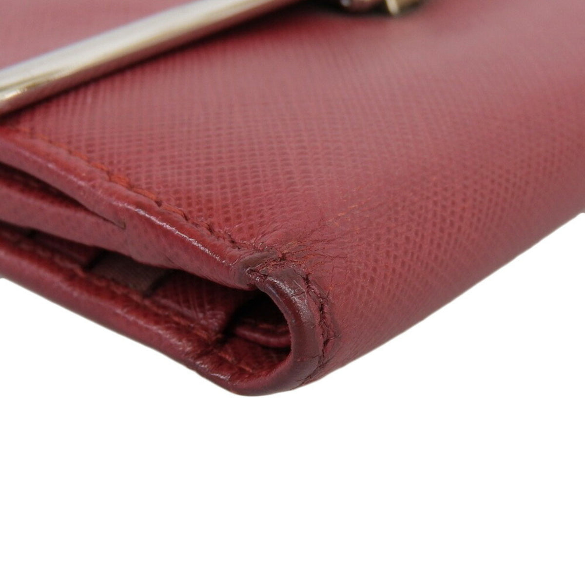 Salvatore Ferragamo Red Color Leather Wallet (Bi-Fold) (Pre-Owned)