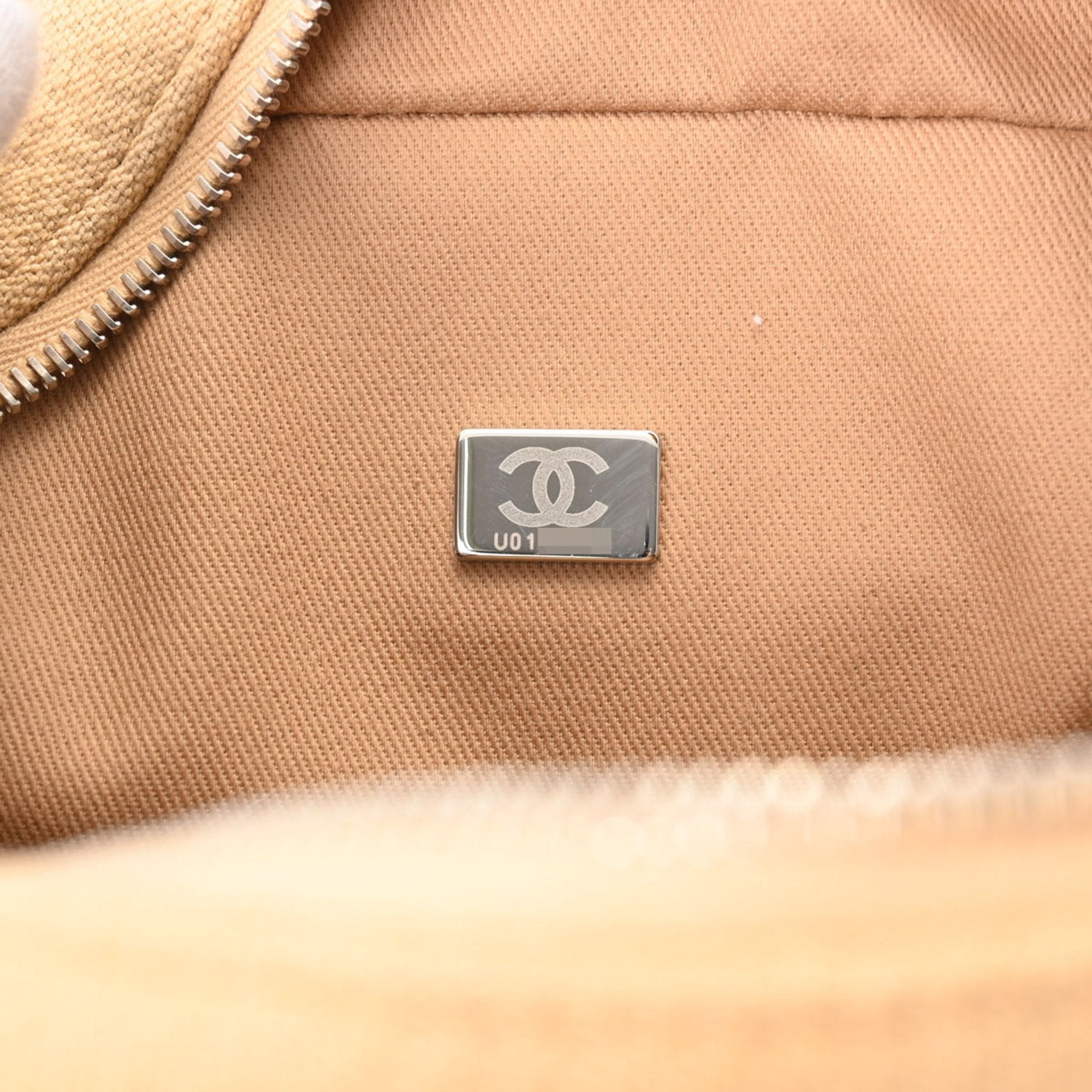Chanel Beige Canvas Leather Tote Bag (Pre-Owned)