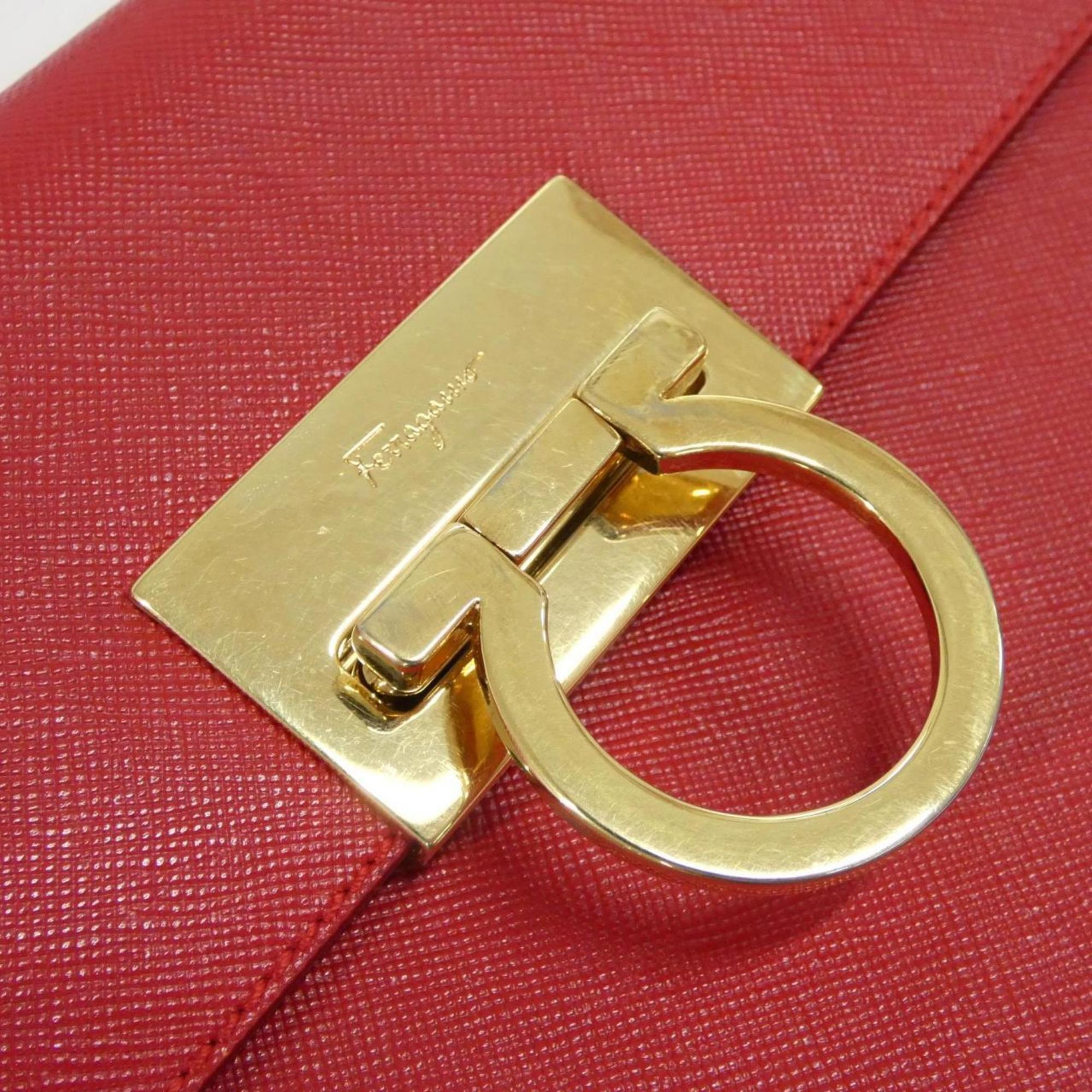 Salvatore Ferragamo Red Color Leather Handbag (Pre-Owned)