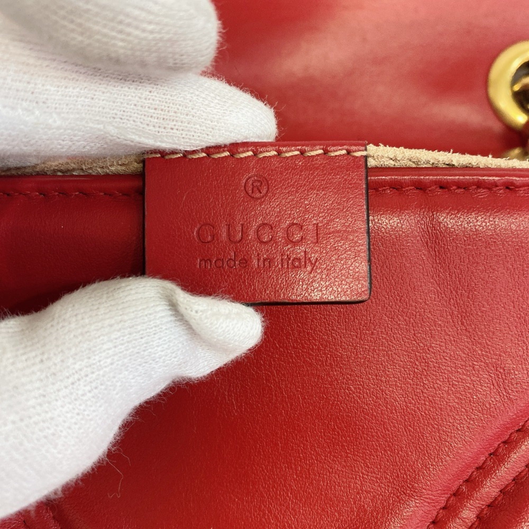 Gucci Red Color Leather Shoulder Bag (Pre-Owned)