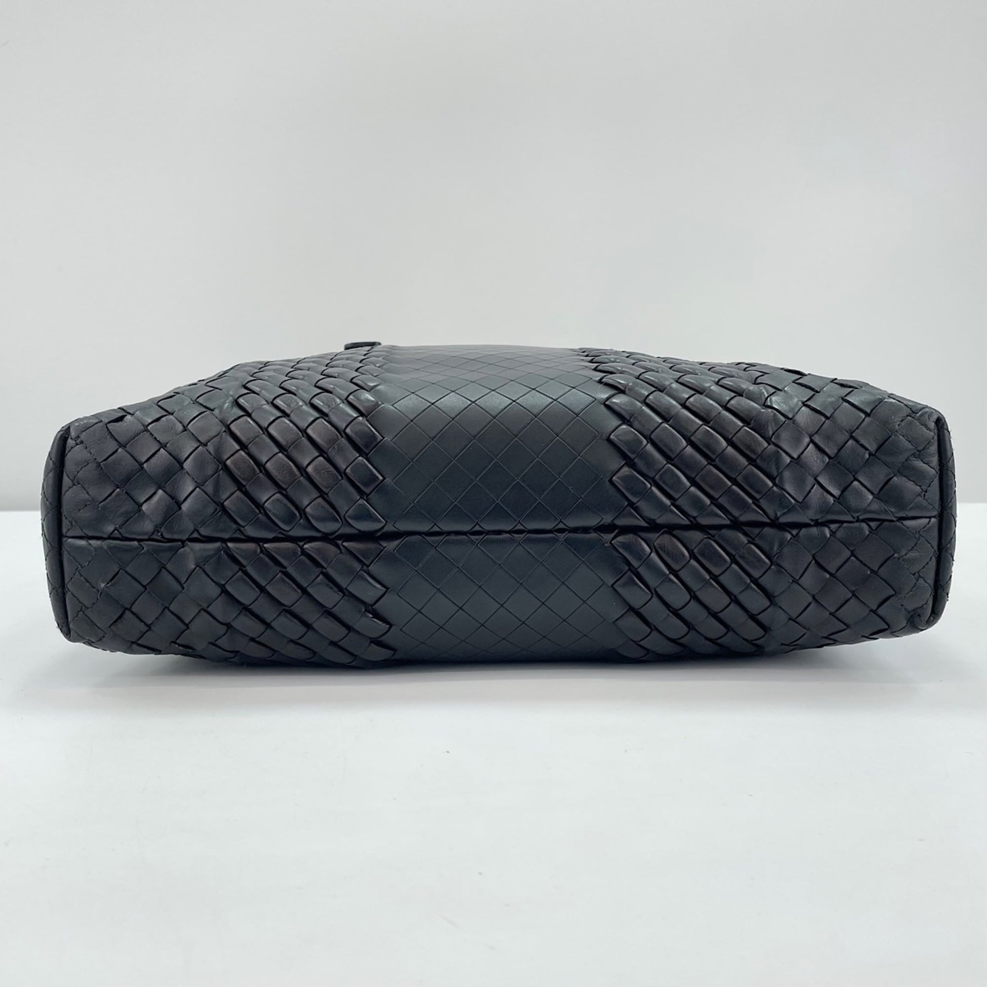 Bottega Veneta Black Intrecciato Tote Bag (Pre-Owned)
