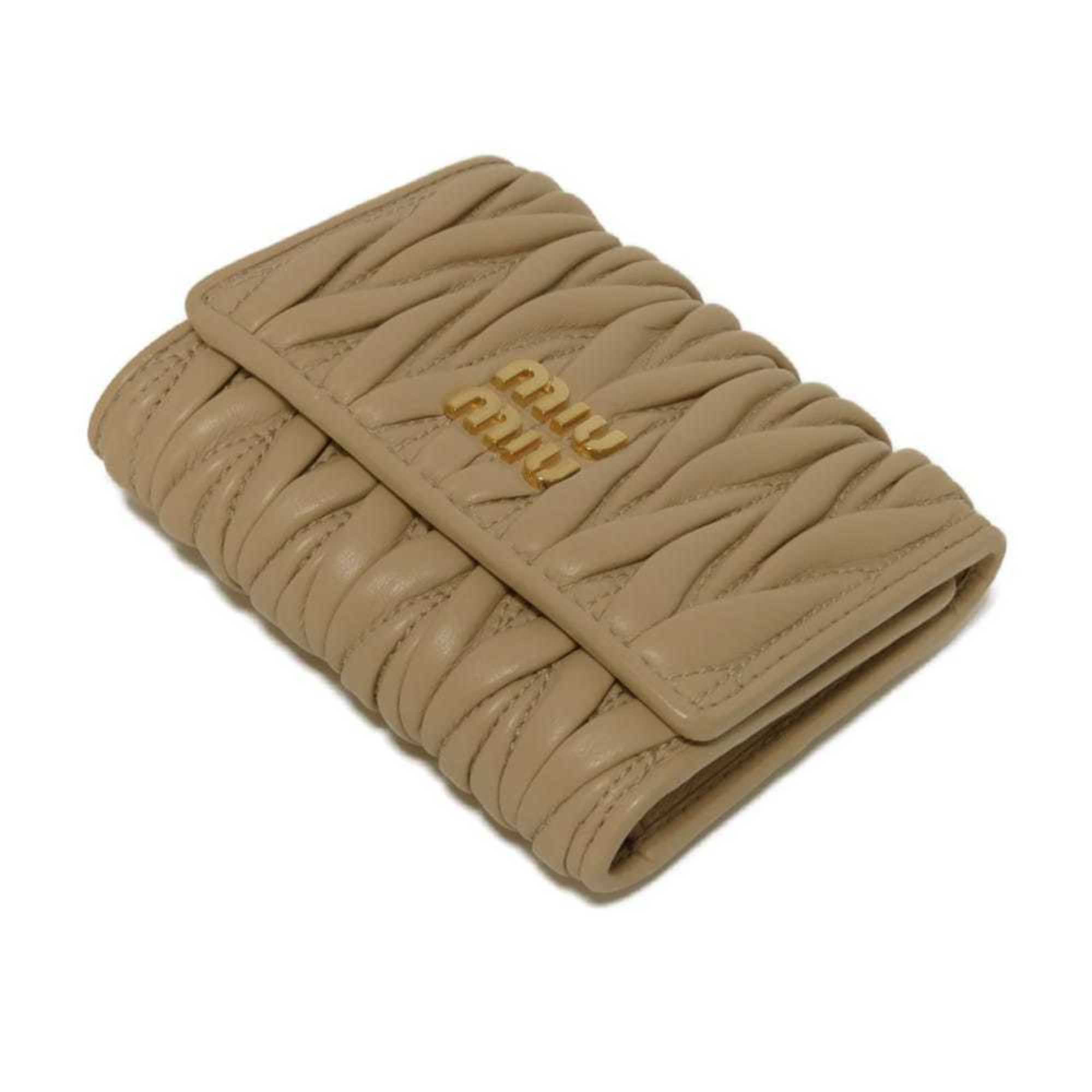Miu Miu Beige Leather Wallet (Tri-Fold) (Pre-Owned)