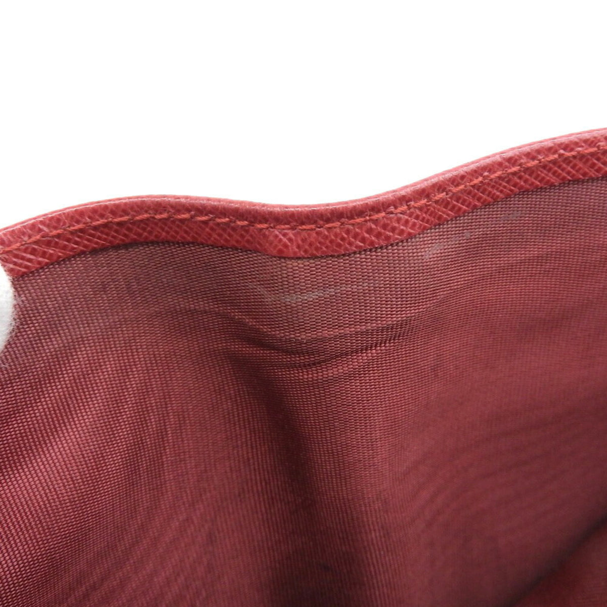 Salvatore Ferragamo Red Color Leather Wallet (Bi-Fold) (Pre-Owned)