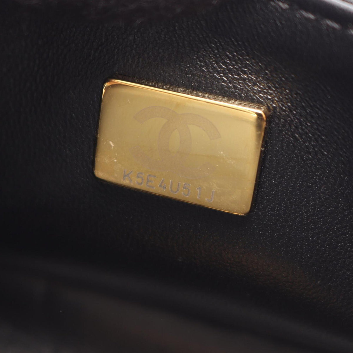 Chanel Black Leather Handbag Shoulder Bag (Pre-Owned)