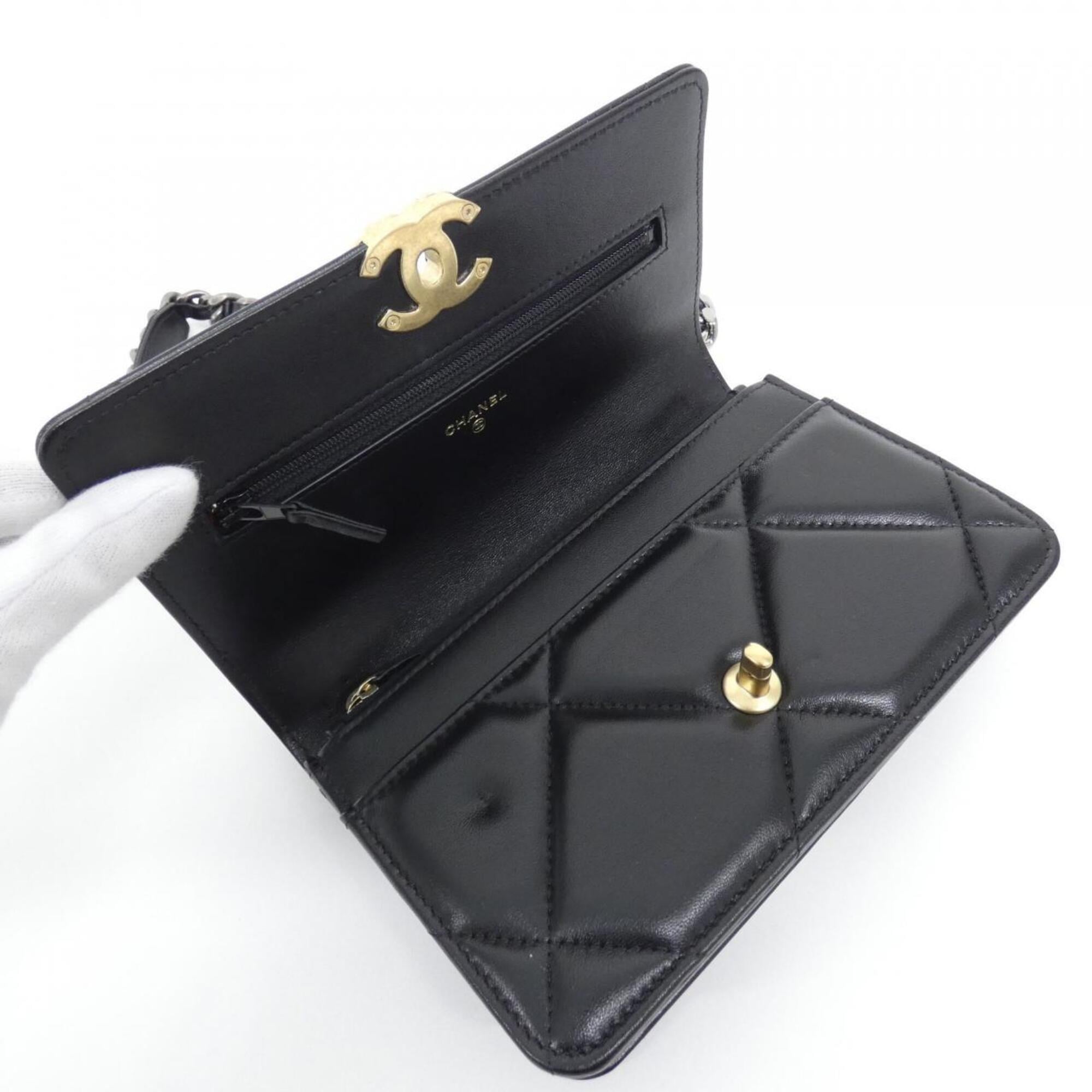 Chanel Black Leather Chain/Shoulder Wallet (Pre-Owned)