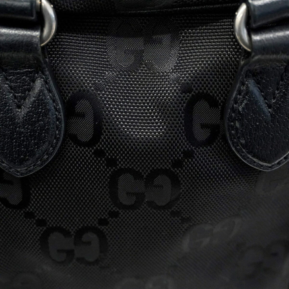 Gucci Black Nylon Handbag (Pre-Owned)