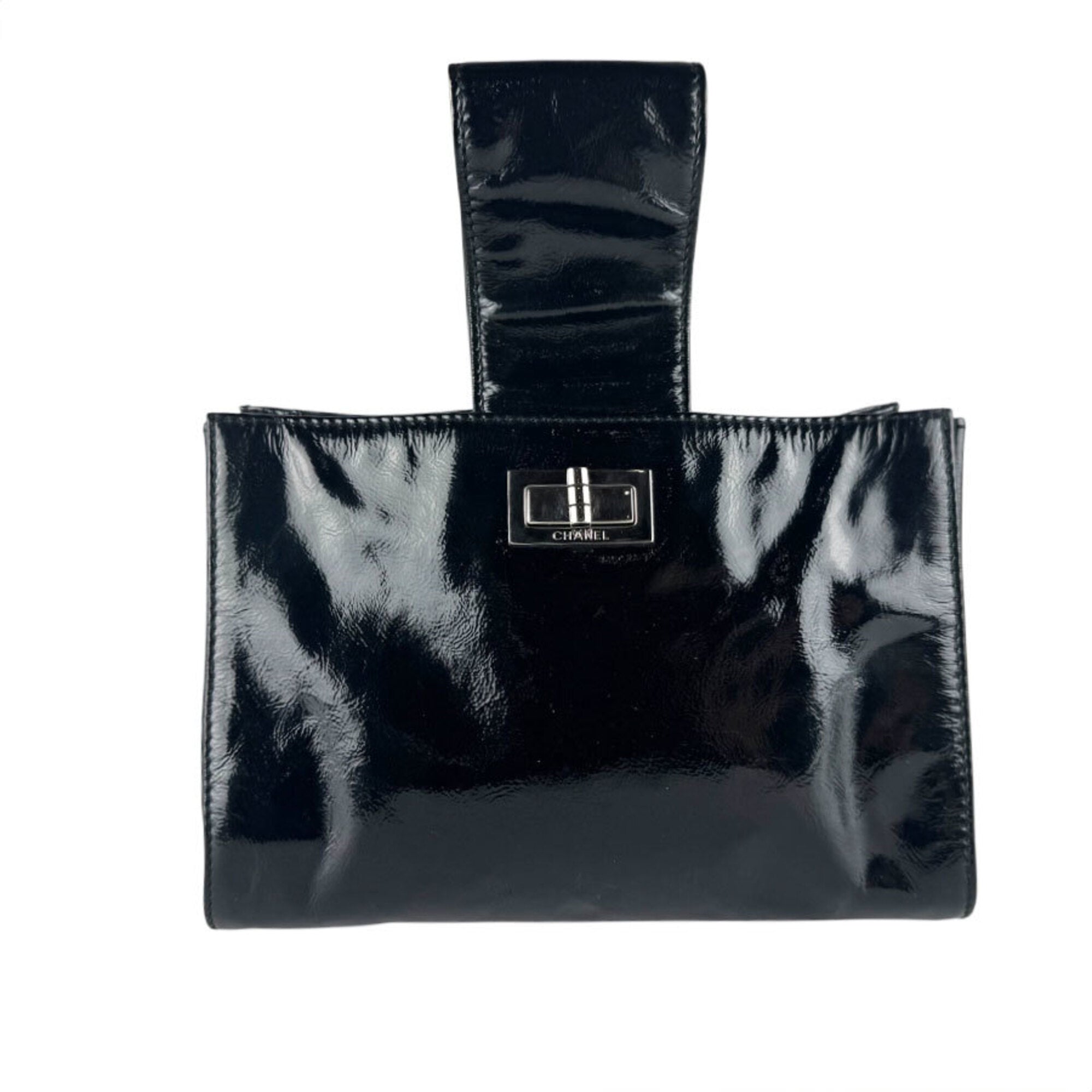 Chanel Black Patent Leather Handbag (Pre-Owned)