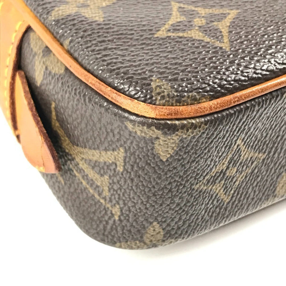Louis Vuitton Monogram Brown Monogram Pochette Shoulder Bag (Pre-Owned)