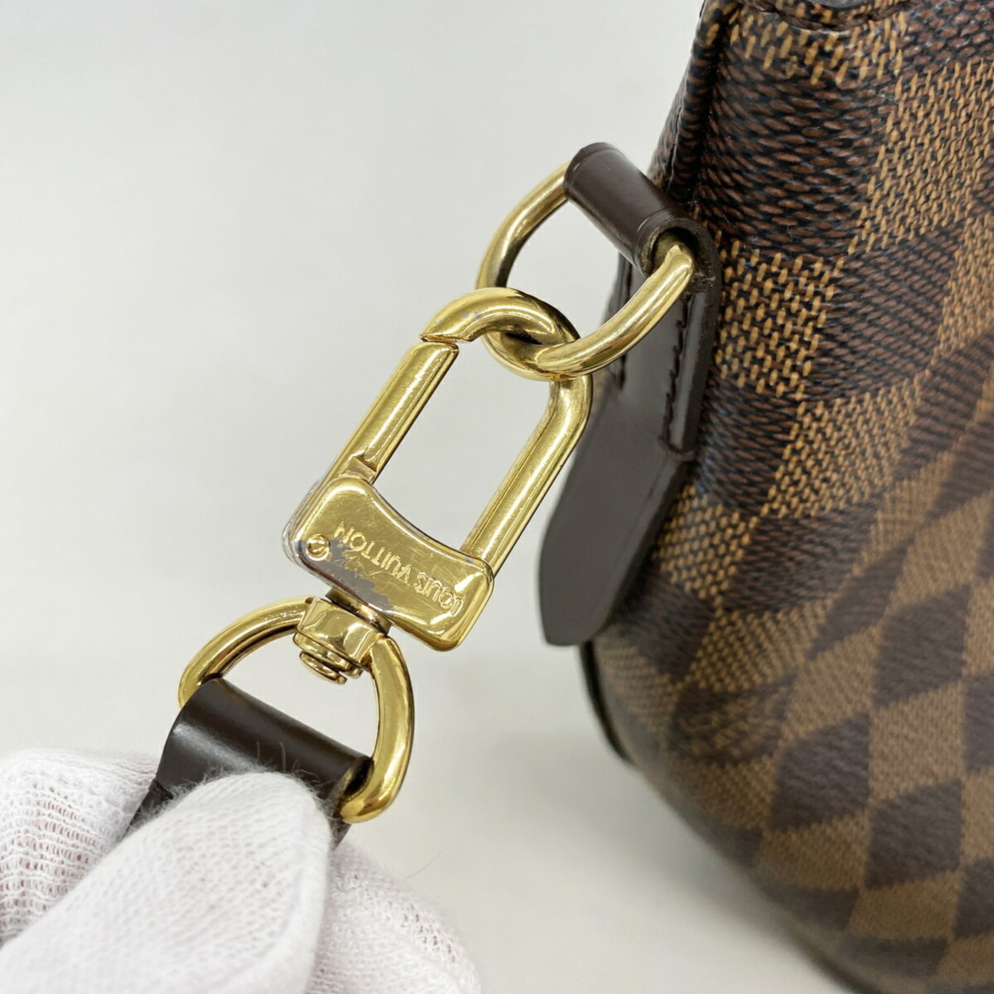 Louis Vuitton Ebene Handbag (Pre-Owned)