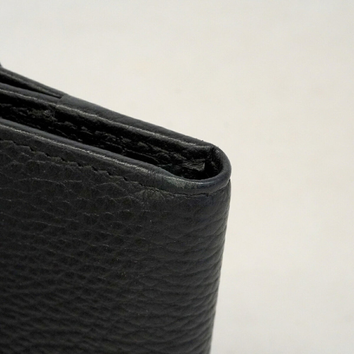 Gucci Black Leather Wallet (Bi-Fold) (Pre-Owned)