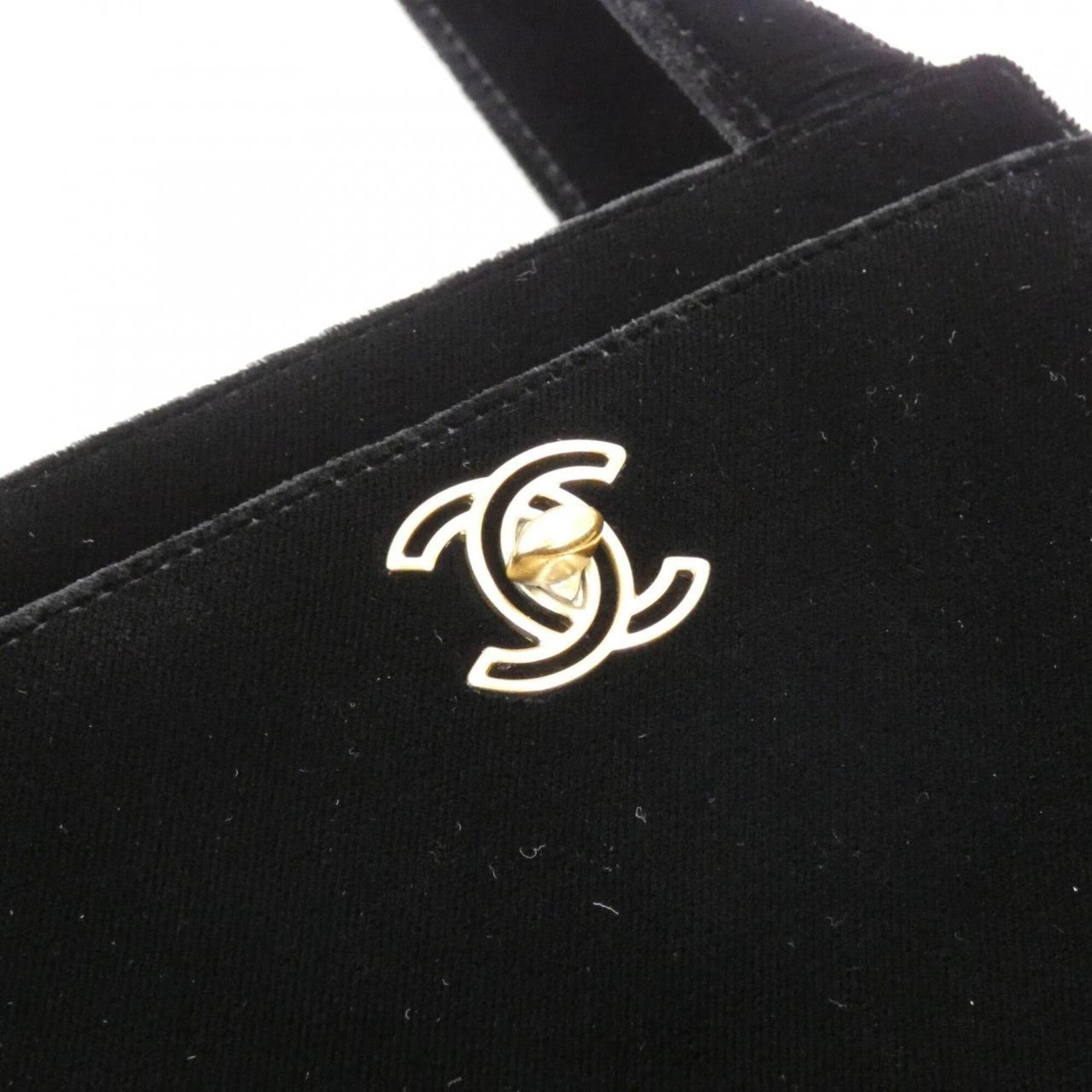 Chanel Black Handbag (Pre-Owned)