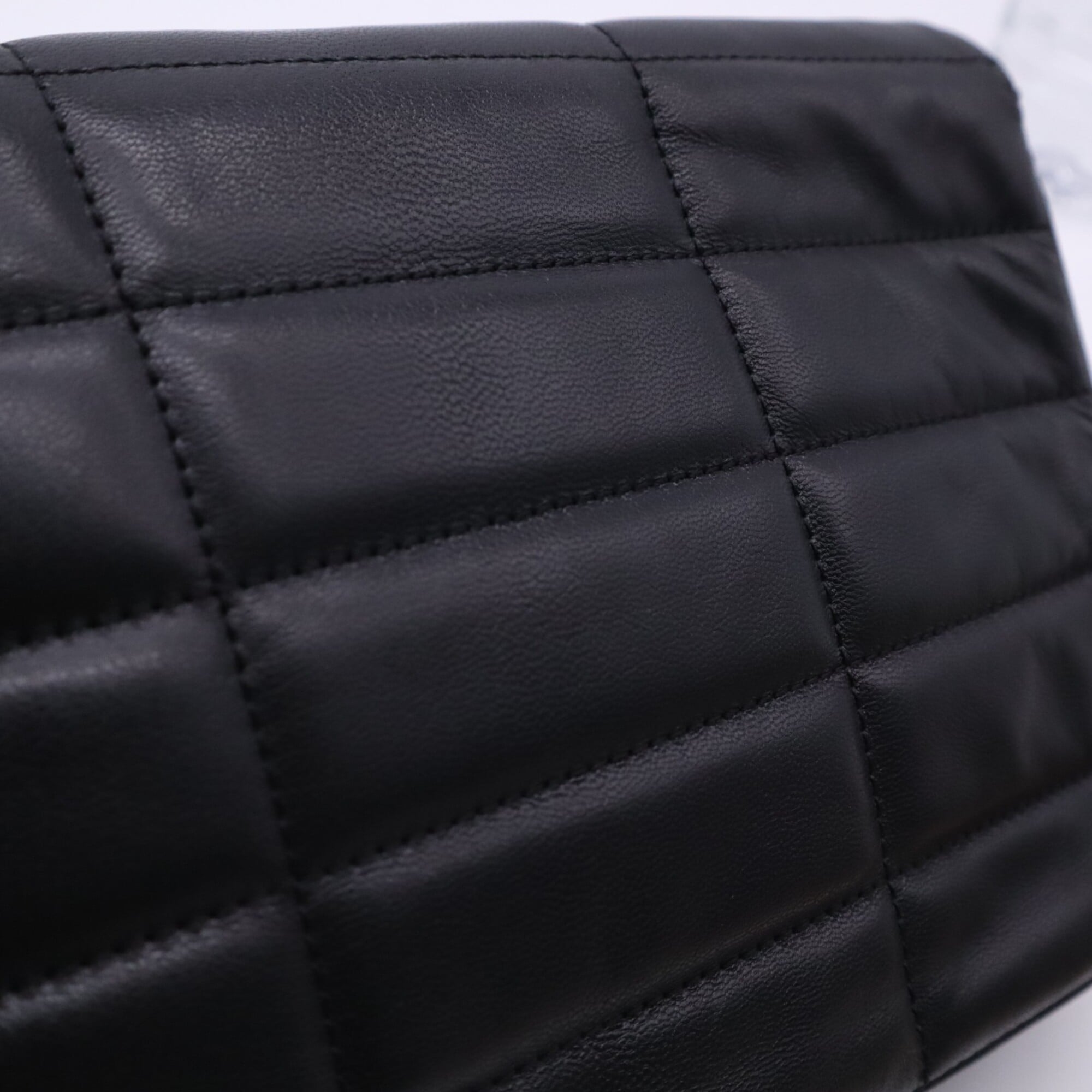 Celine Black Leather Shoulder Bag (Pre-Owned)