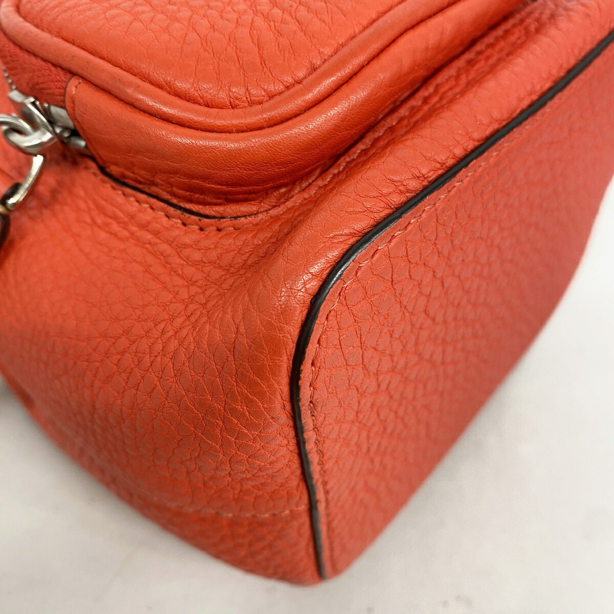 Fendi Red Color Leather Handbag (Pre-Owned)