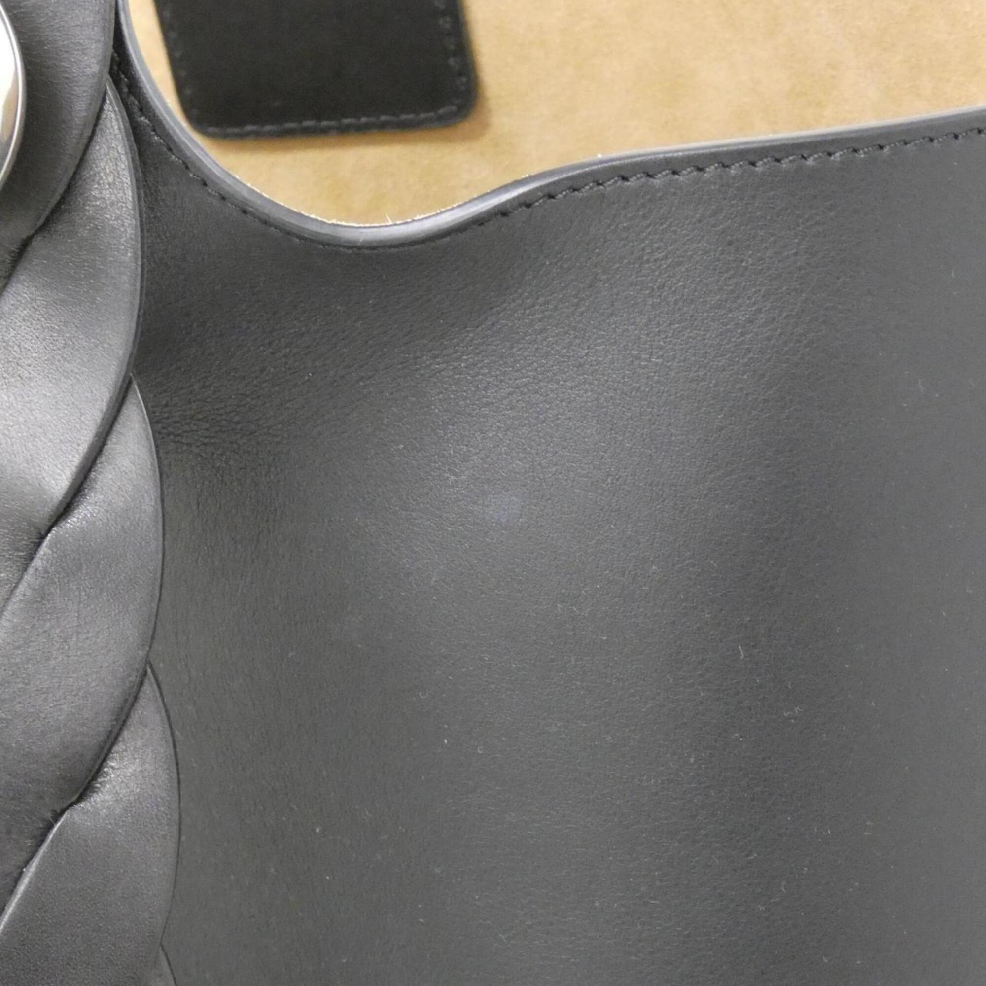 Loewe Black Leather Shoulder Bag (Pre-Owned)