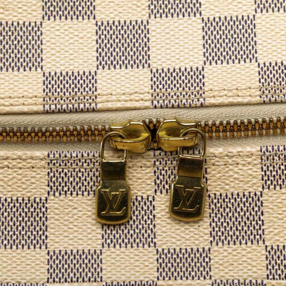 Louis Vuitton White Pvc Shoulder Bag (Pre-Owned)