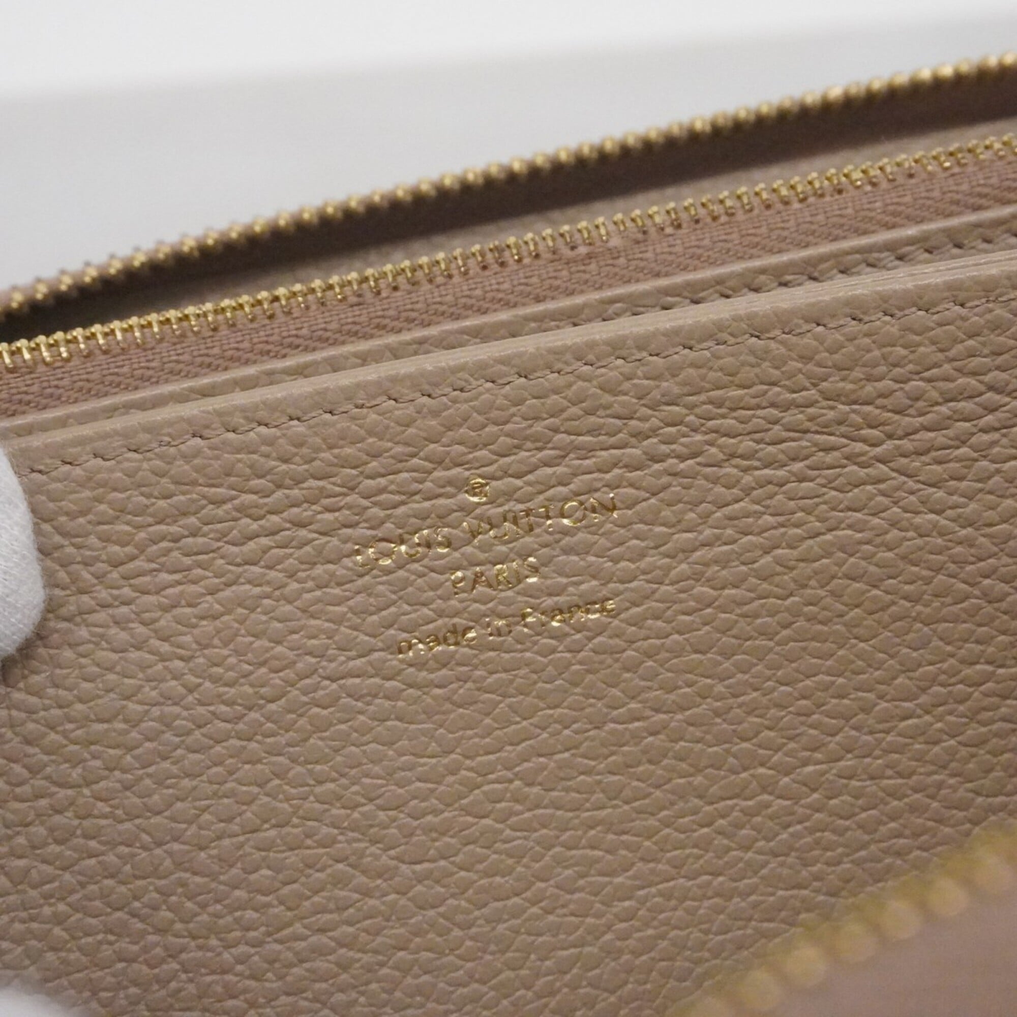 Louis Vuitton Cream Tourterelle Long Wallet (Bi-Fold) (Pre-Owned)