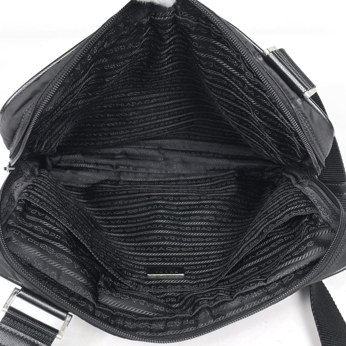 Prada Black Nylon Leather Shoulder Bag (Pre-Owned)