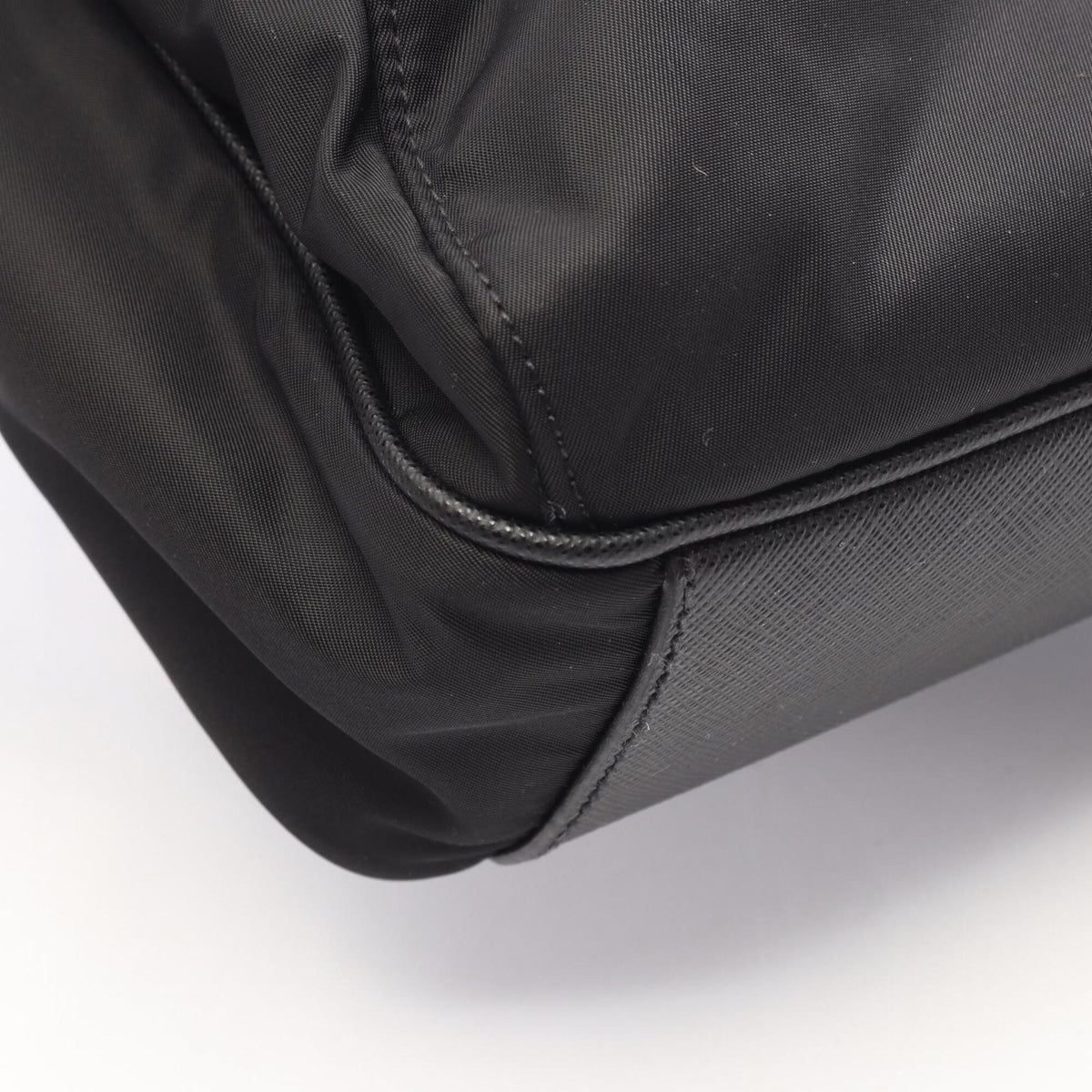 Prada Saffiano Black Nylon Saffiano Handbag Tote Bag (Pre-Owned)