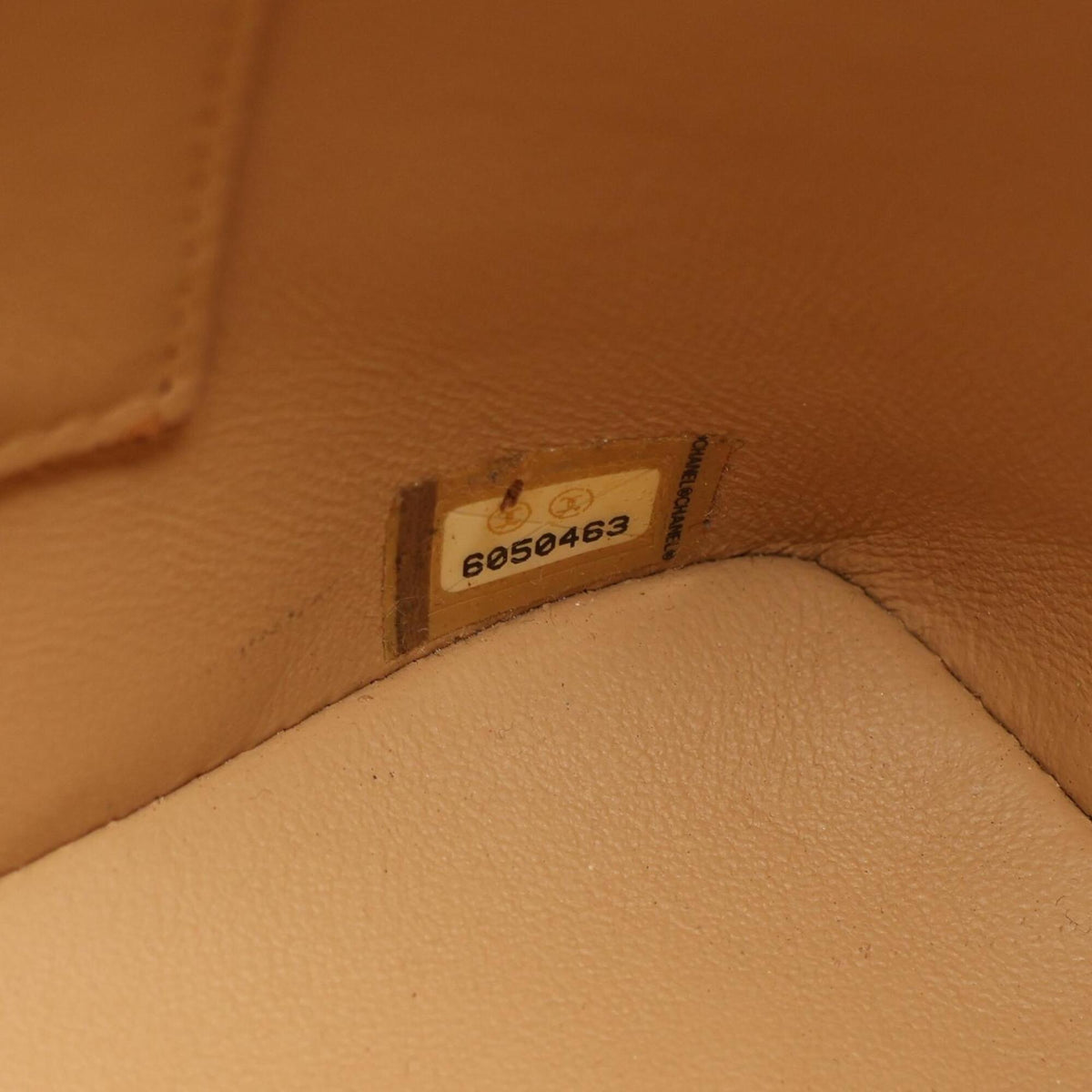 Chanel Beige Grained Calfskin Handbag Tote Bag (Pre-Owned)