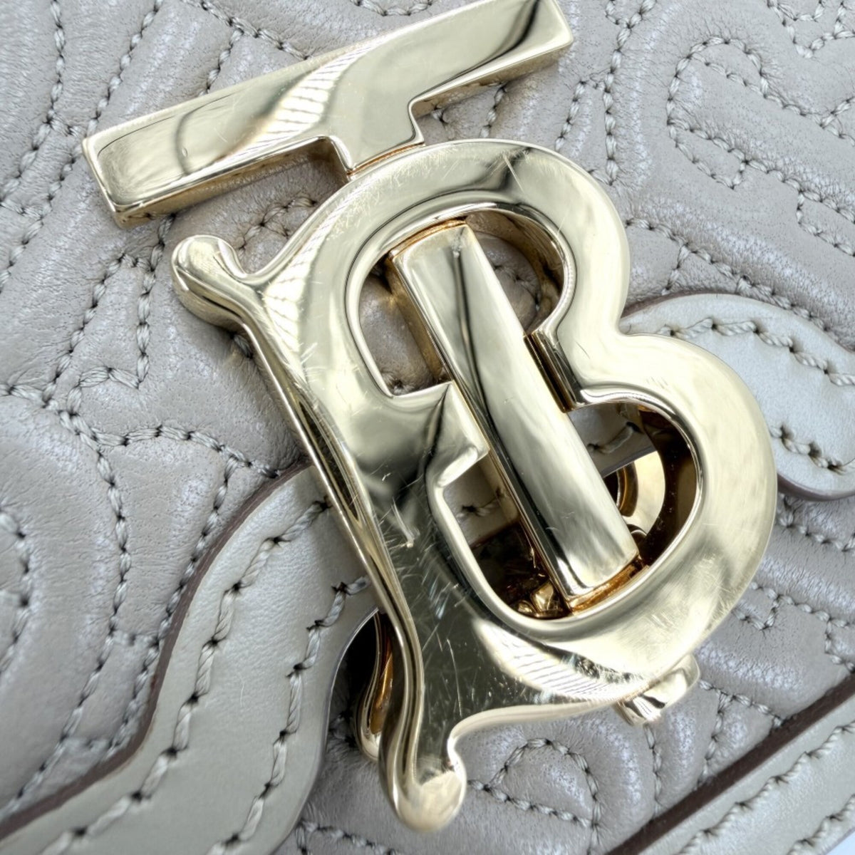 Burberry Beige Leather Sling Bag (Pre-Owned)