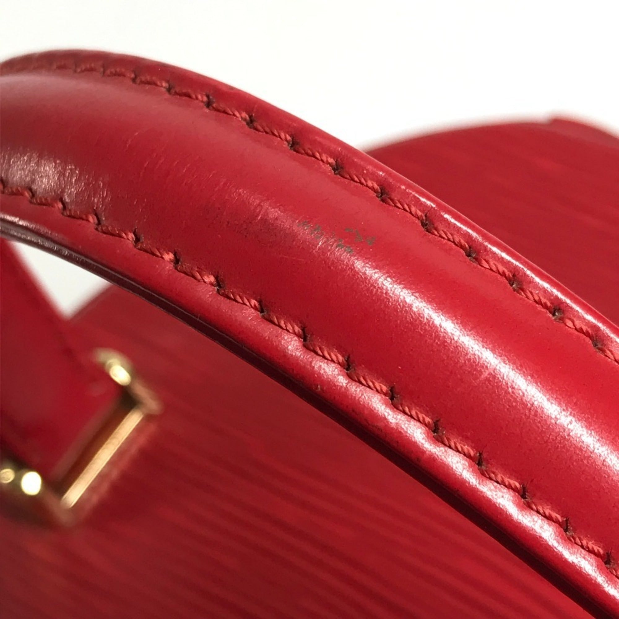 Louis Vuitton Epi Castilian Red Epi Leather Handbag Vanity Bag (Pre-Owned)