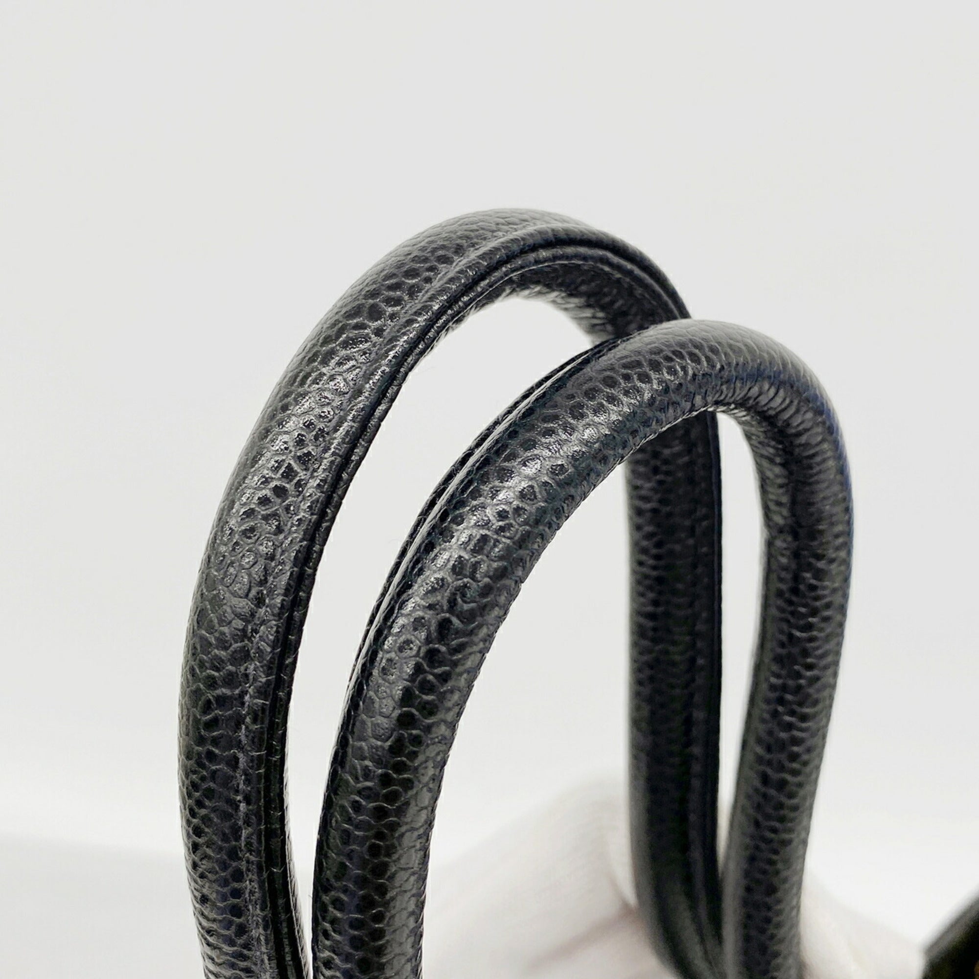 Chanel Black Grained Calfskin Tote Bag (Pre-Owned)