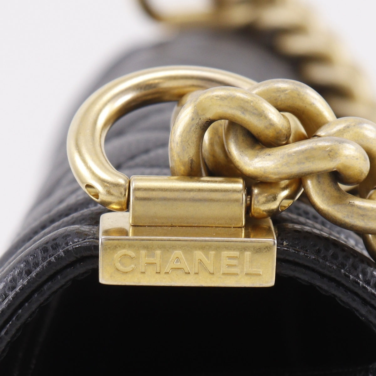 Chanel Black Grained Calfskin Shoulder Bag (Pre-Owned)