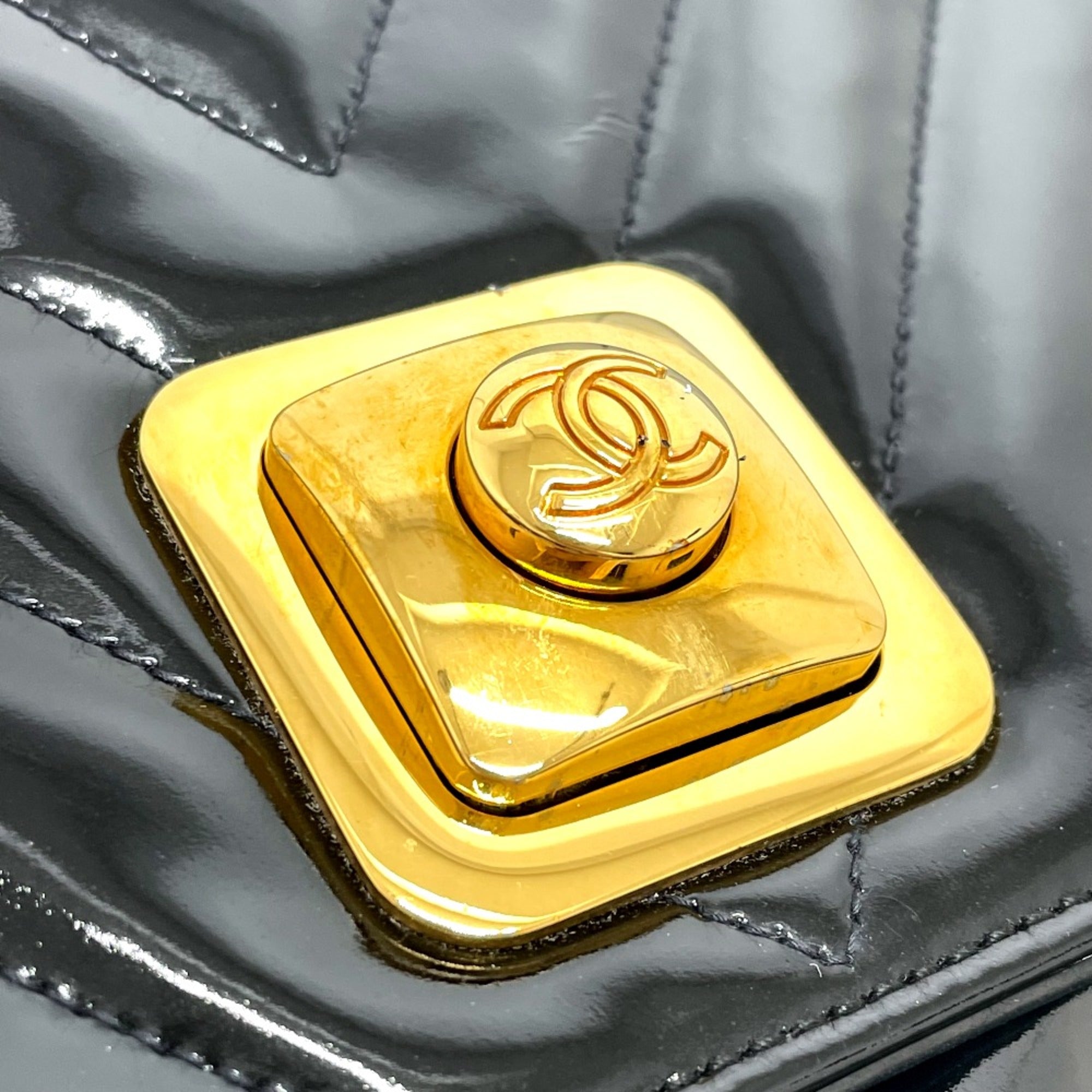 Chanel Black Other Shoulder Bag (Pre-Owned)