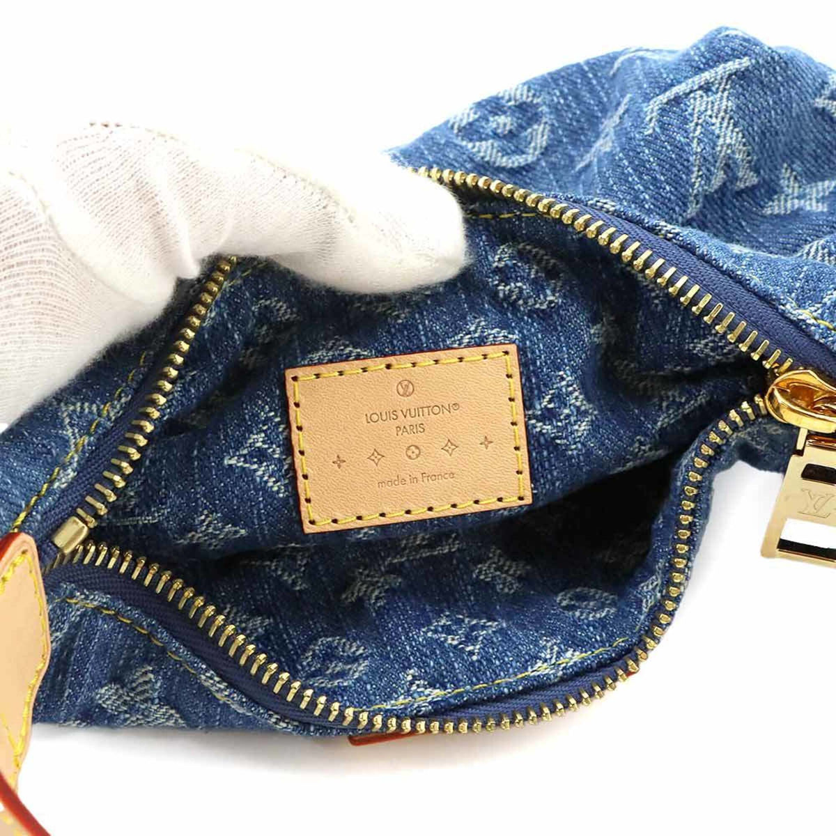Louis Vuitton Blue Monogram Monogram Denim Handbag Pochette (Pre-Owned)