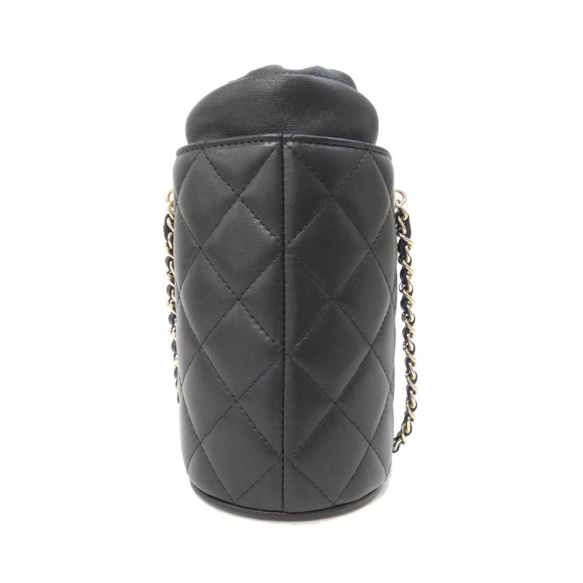 Chanel Black Leather Shoulder Bag (Pre-Owned)