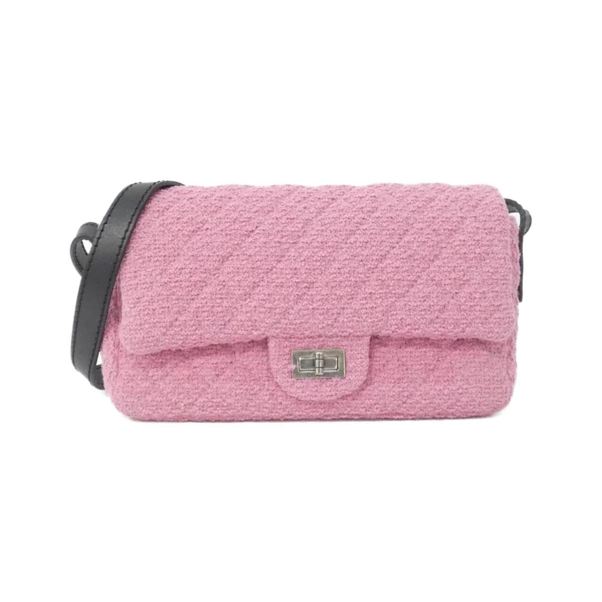 Chanel Pink Tweed Shoulder Bag (Pre-Owned)