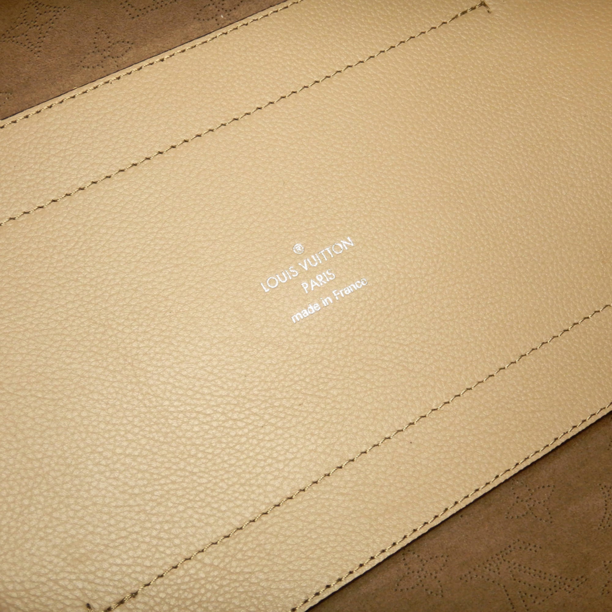Louis Vuitton Galle Mahina Leather Pouch Tote Bag (Pre-Owned)