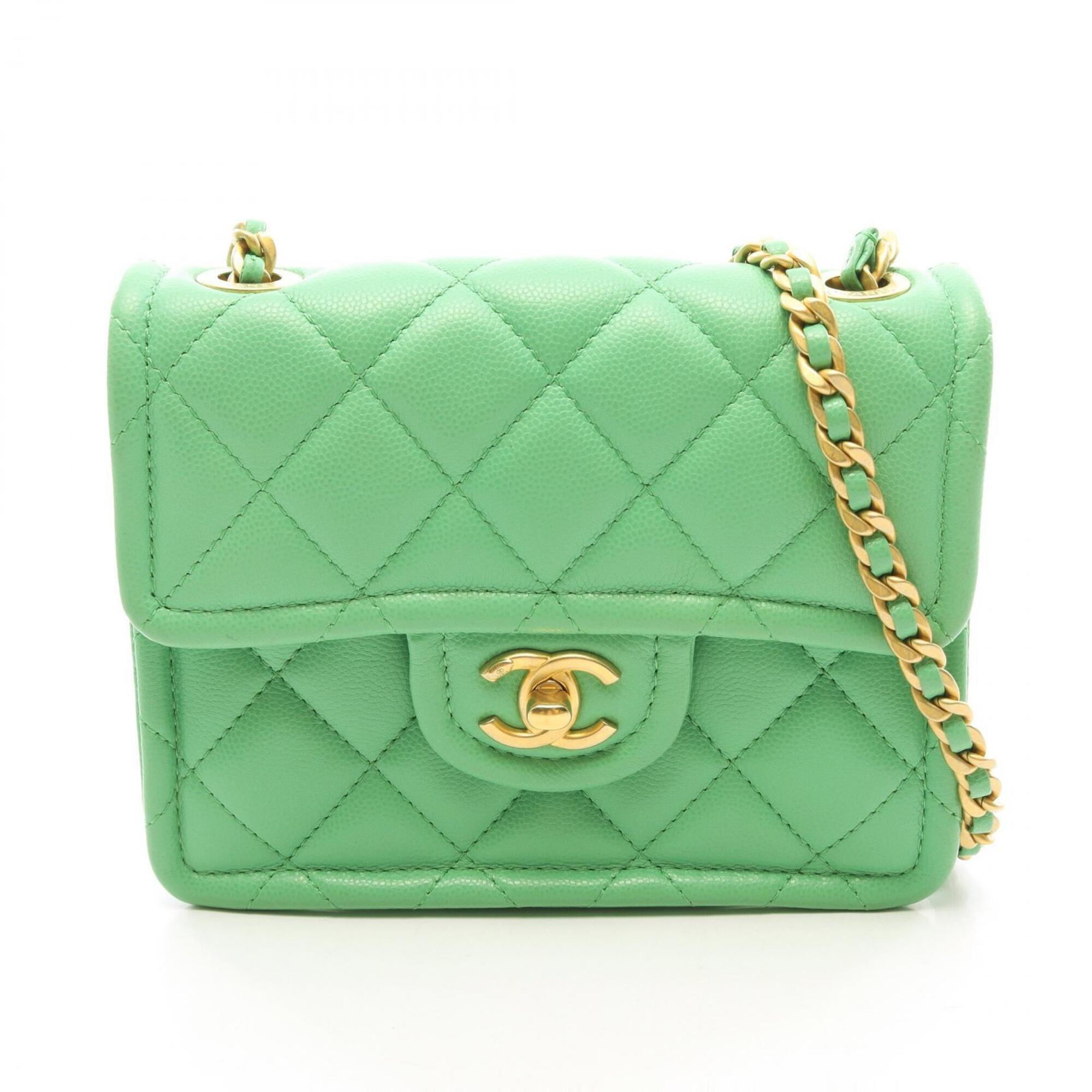 Chanel Green Grained Calfskin Handbag Shoulder Bag (Pre-Owned)