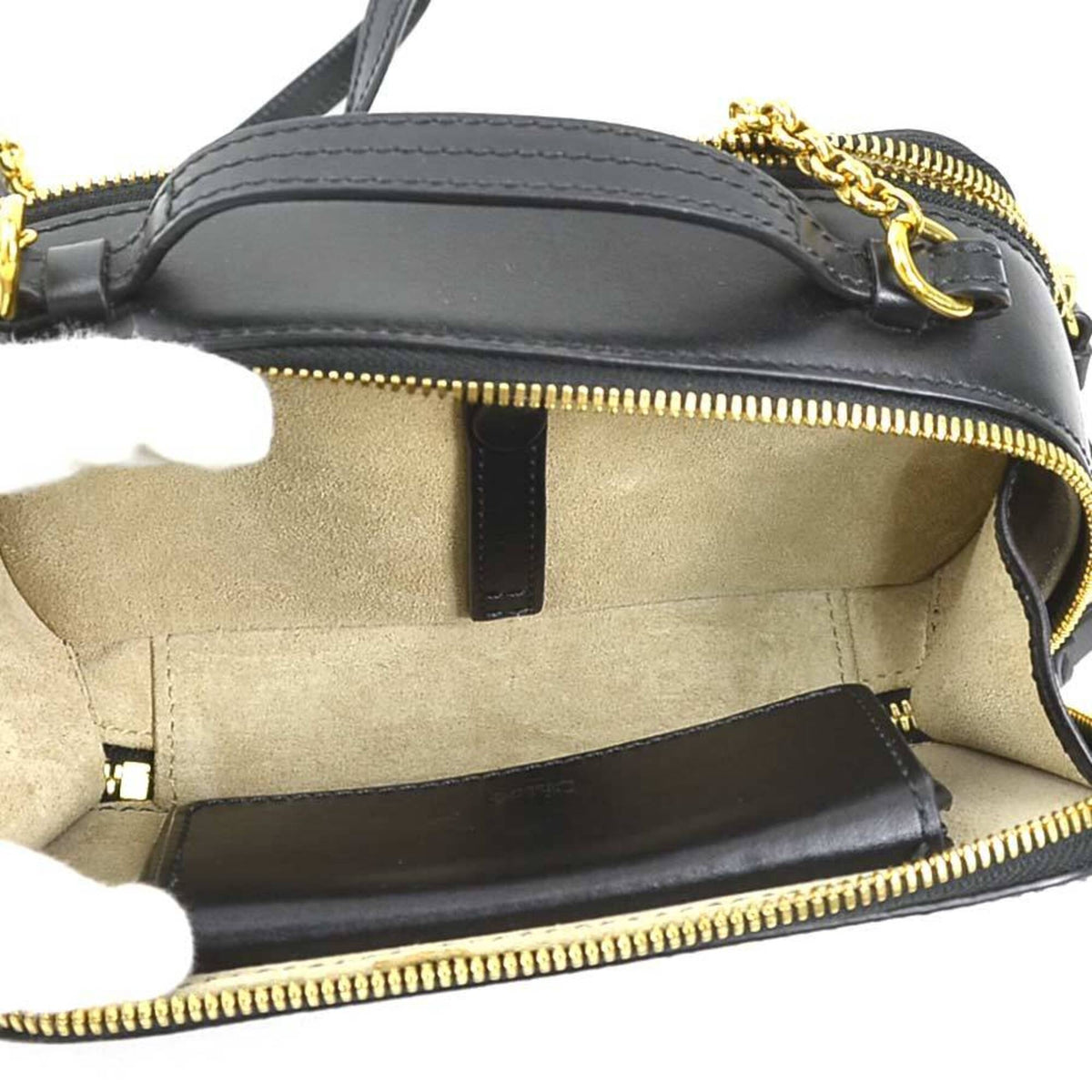 Chloé Black Leather Shoulder Bag (Pre-Owned)
