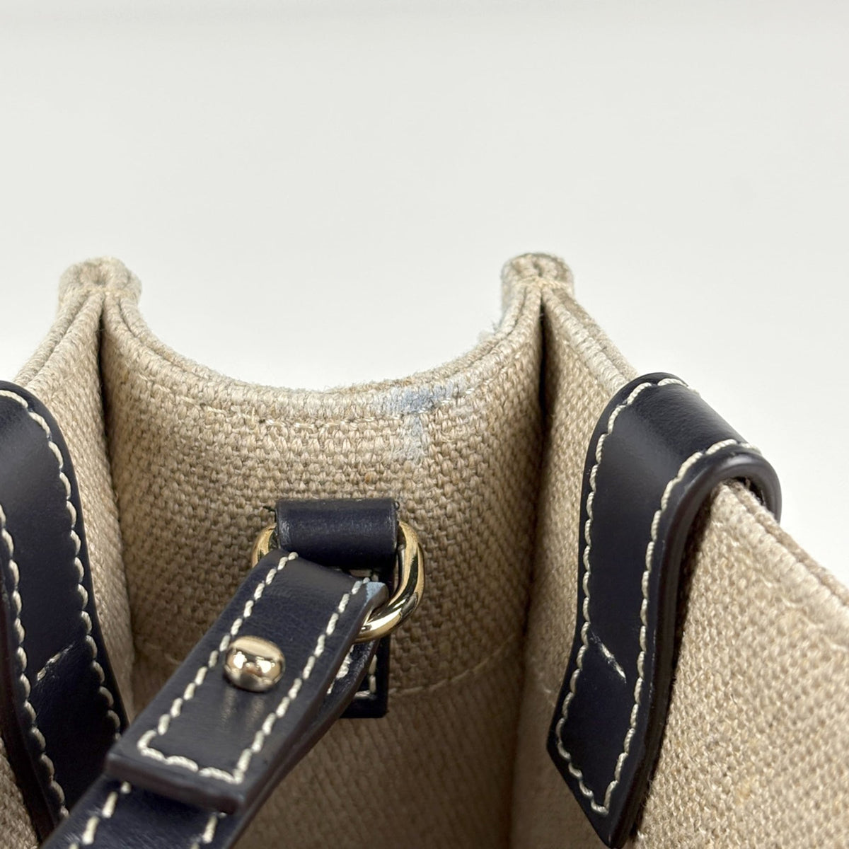 Chloé Beige Canvas Leather Tote Bag (Pre-Owned)