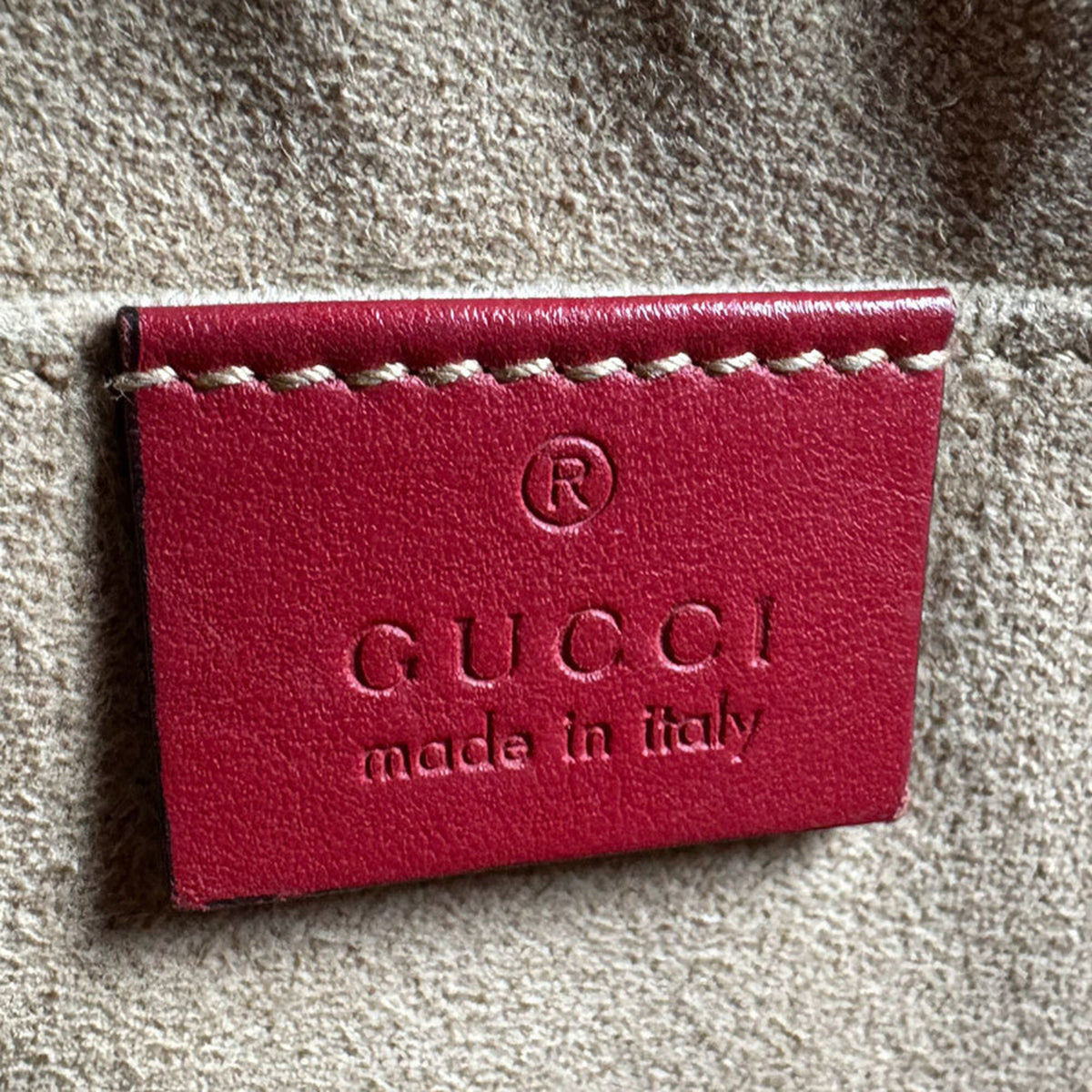 Gucci Red Color Leather Shoulder Bag (Pre-Owned)