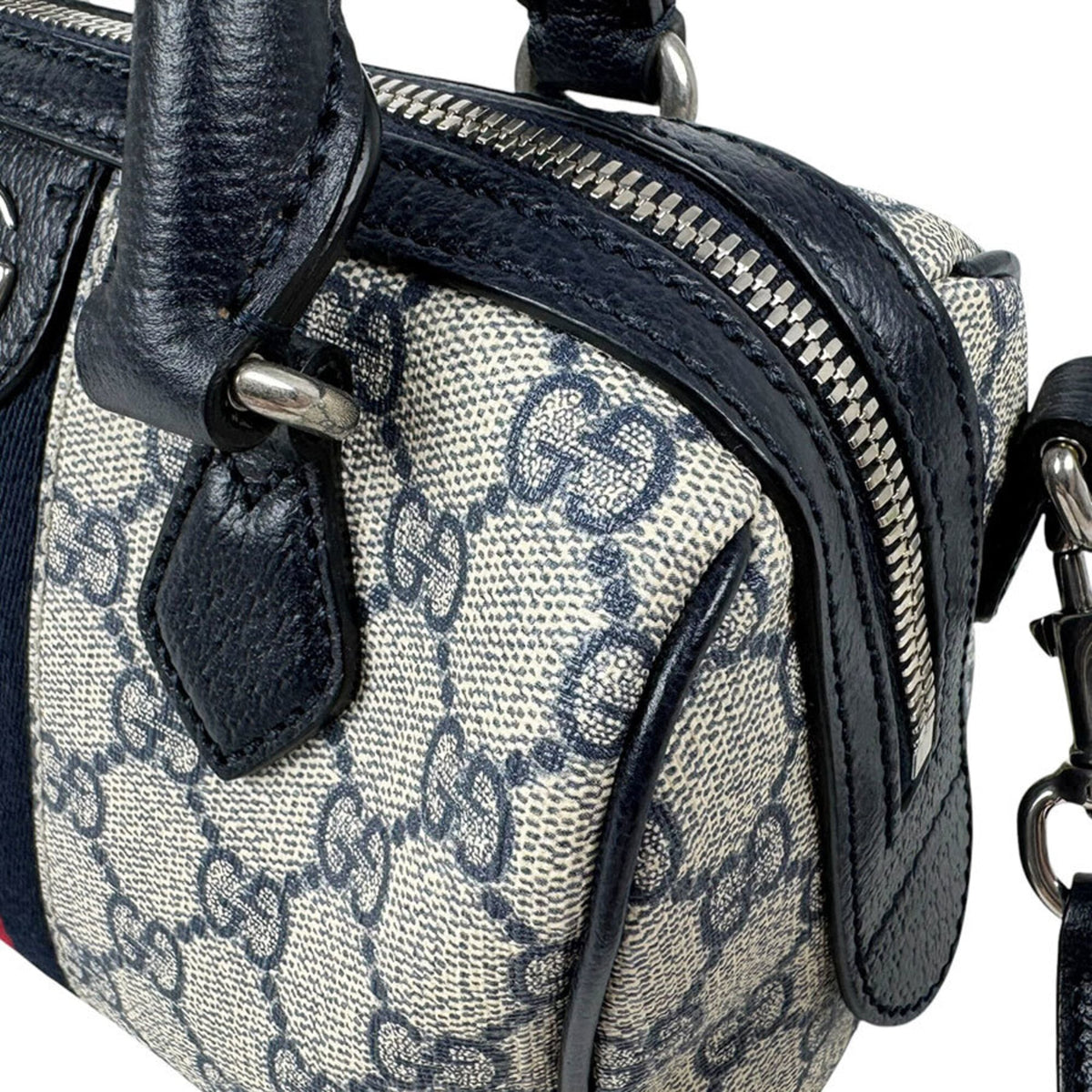 Gucci Navy Gg Supreme Handbag Shoulder Bag (Pre-Owned)