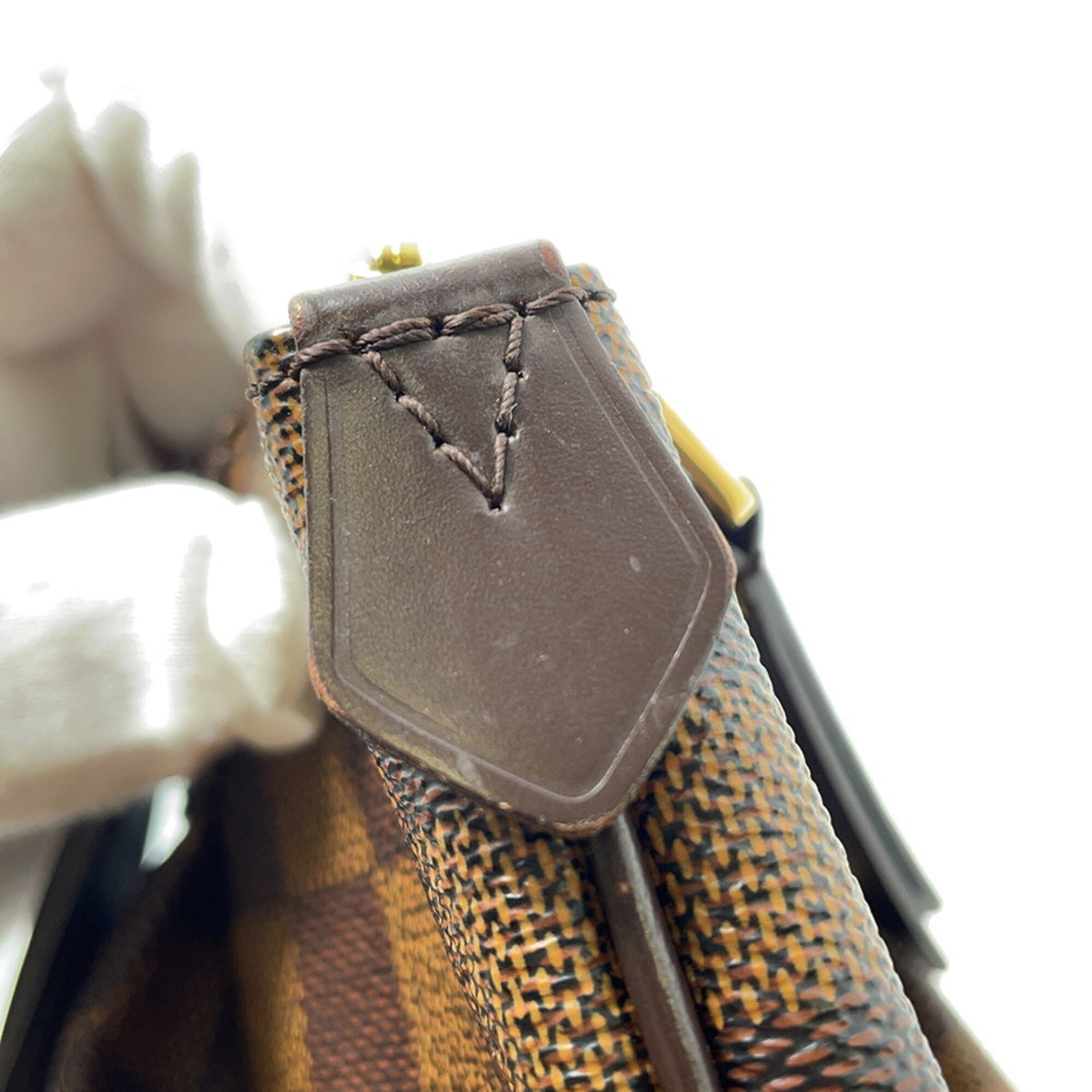 Louis Vuitton Damier Damier Canvas Ebene Red Color Damier Canvas Handbag Shoulder Bag (Pre-Owned)